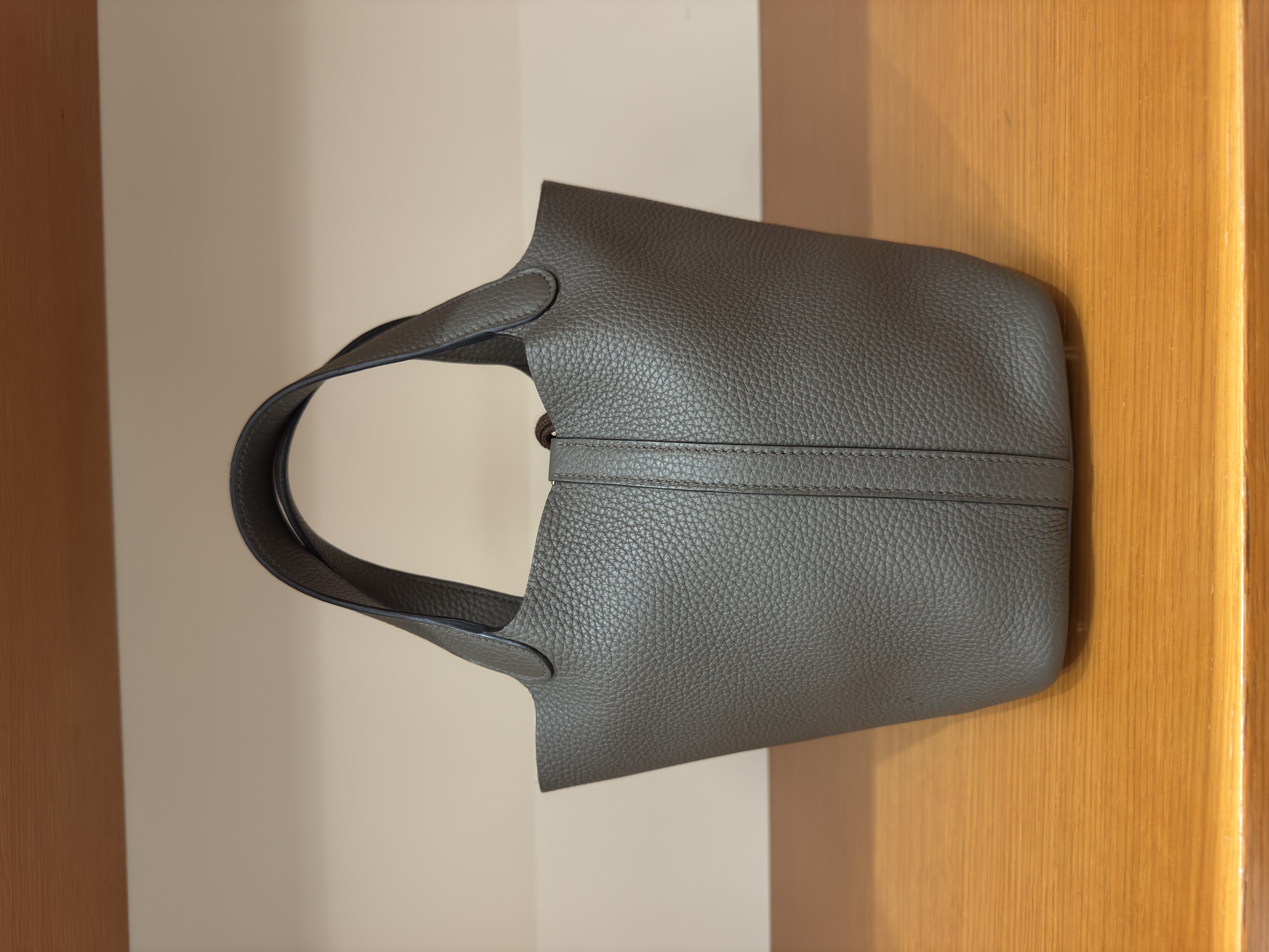 Pre-Owned HERMES P18 / Stamp Y / 錫器灰 