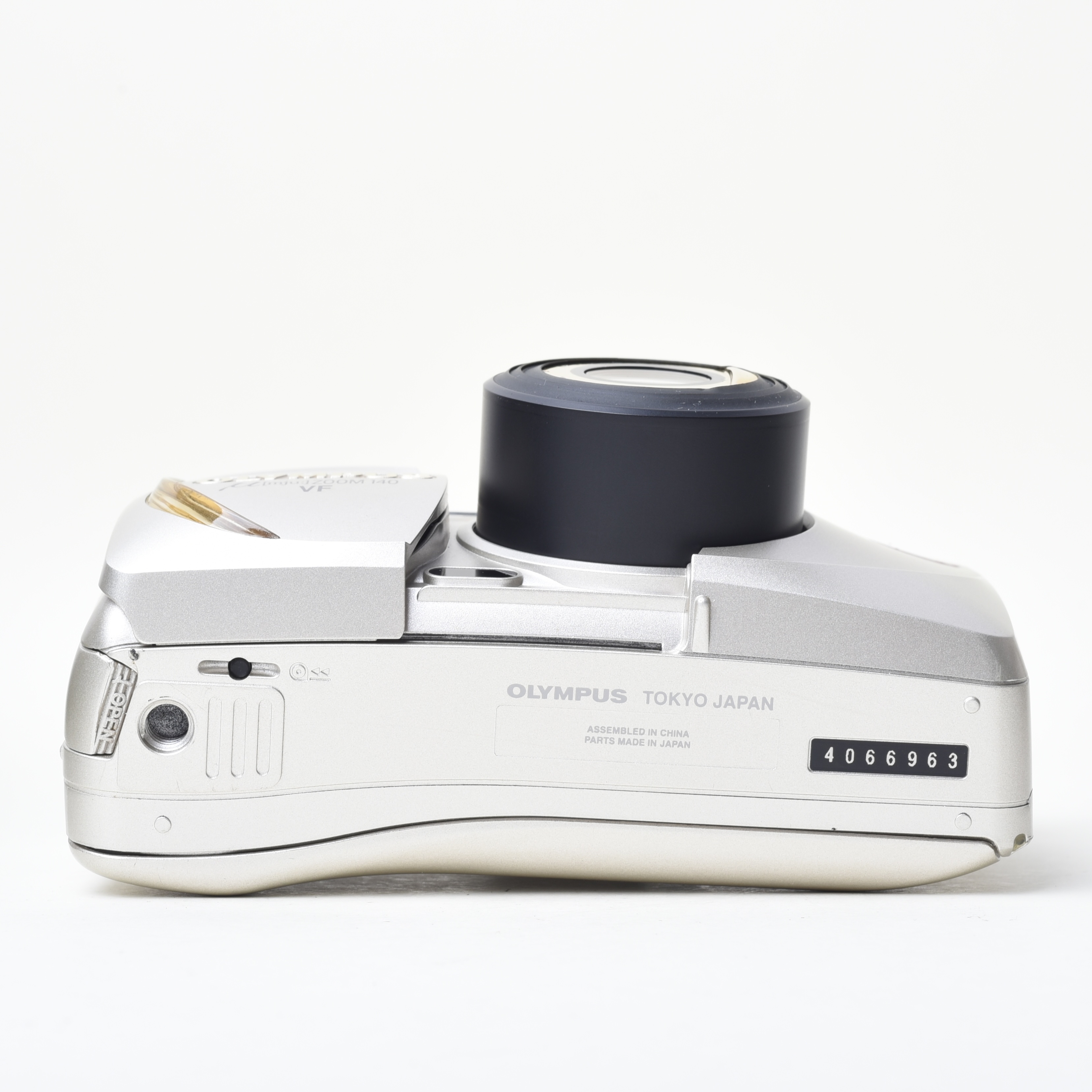 Olympus mju zoom 140 VF 菲林相機連原裝皮套