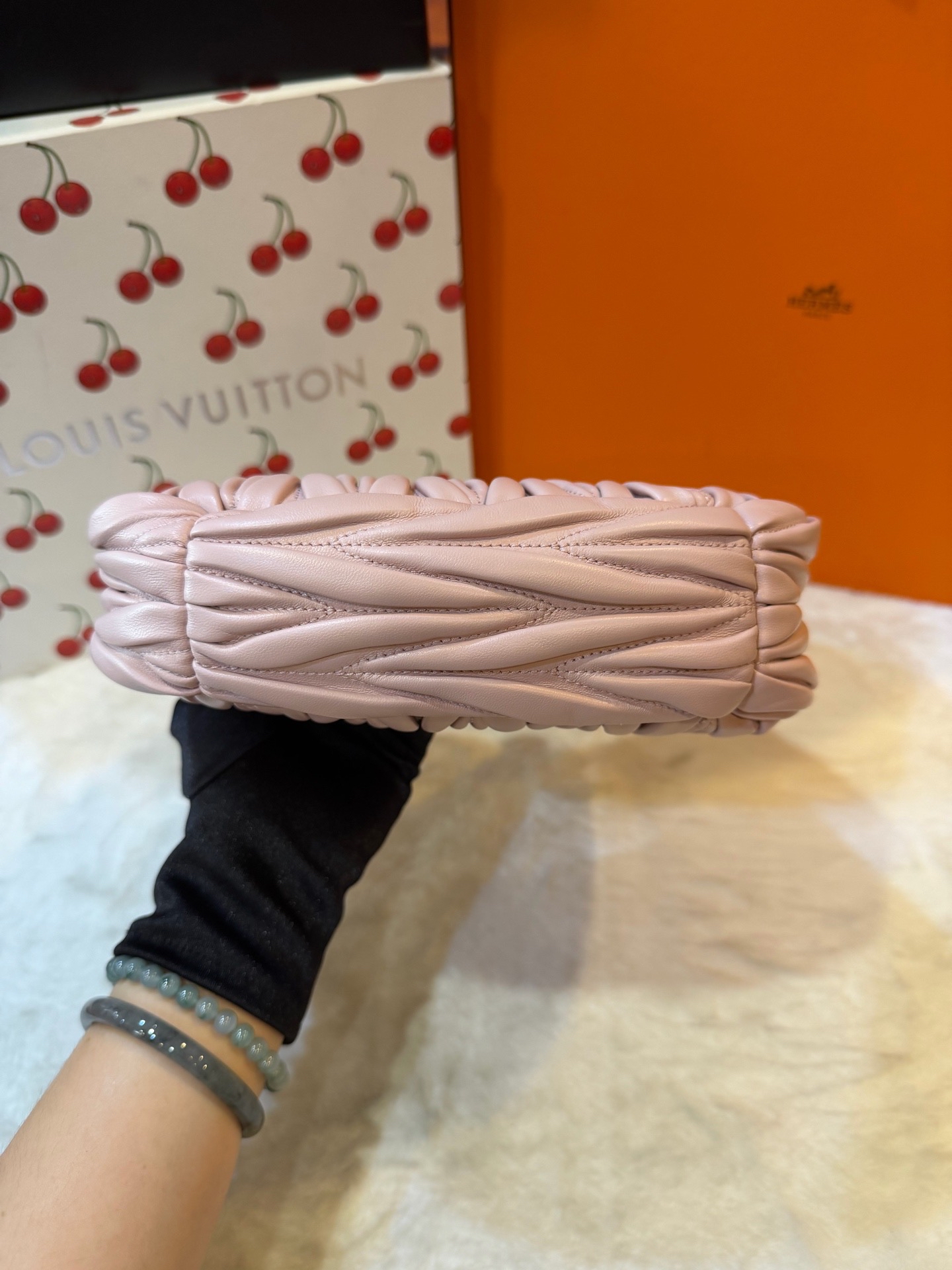 Pre Owned Miu Miu wander hobo