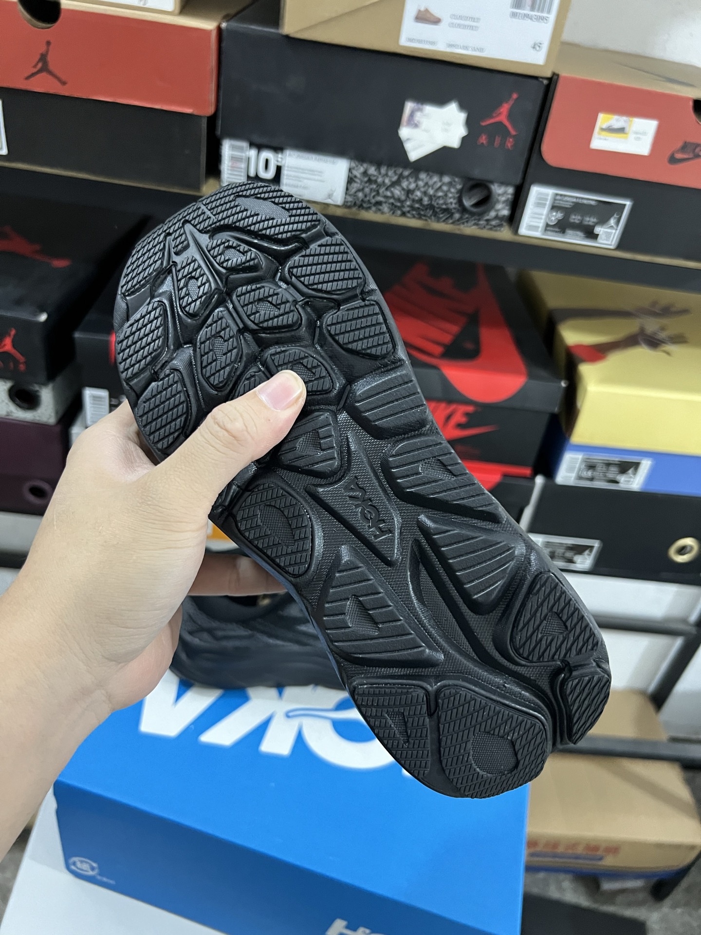 HOKA ONE ONE Clifton 10