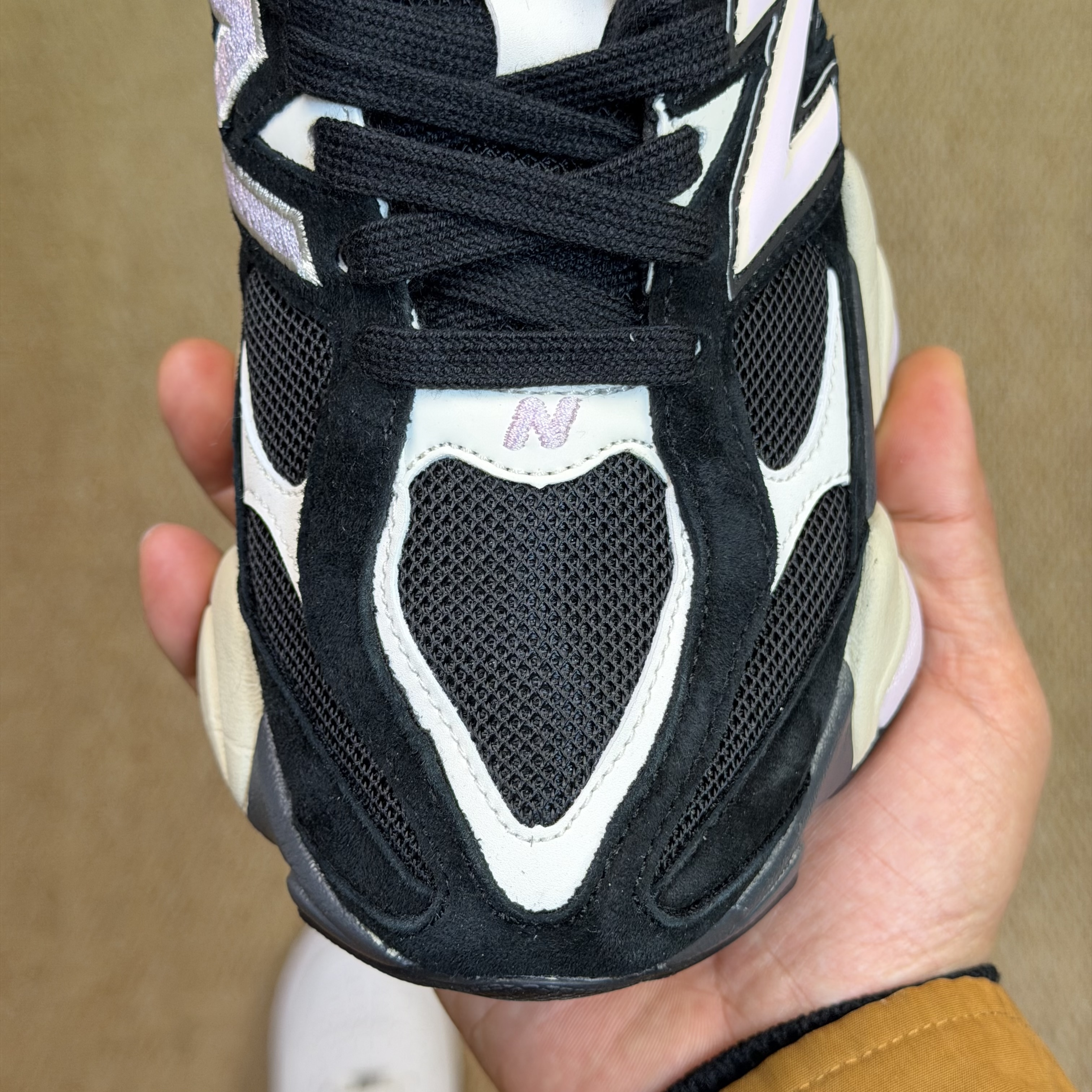 New Balance 9060 U9060JBR