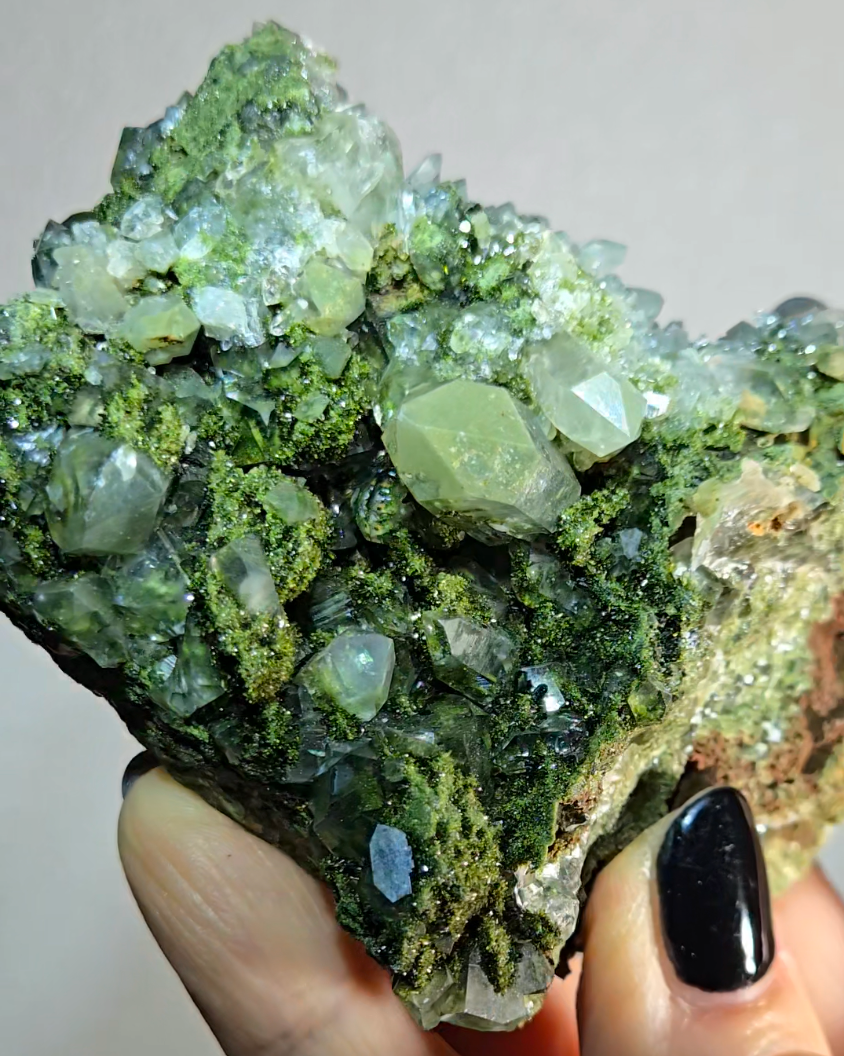 Epidote specimen with rainbow quartz and DTs - ED2