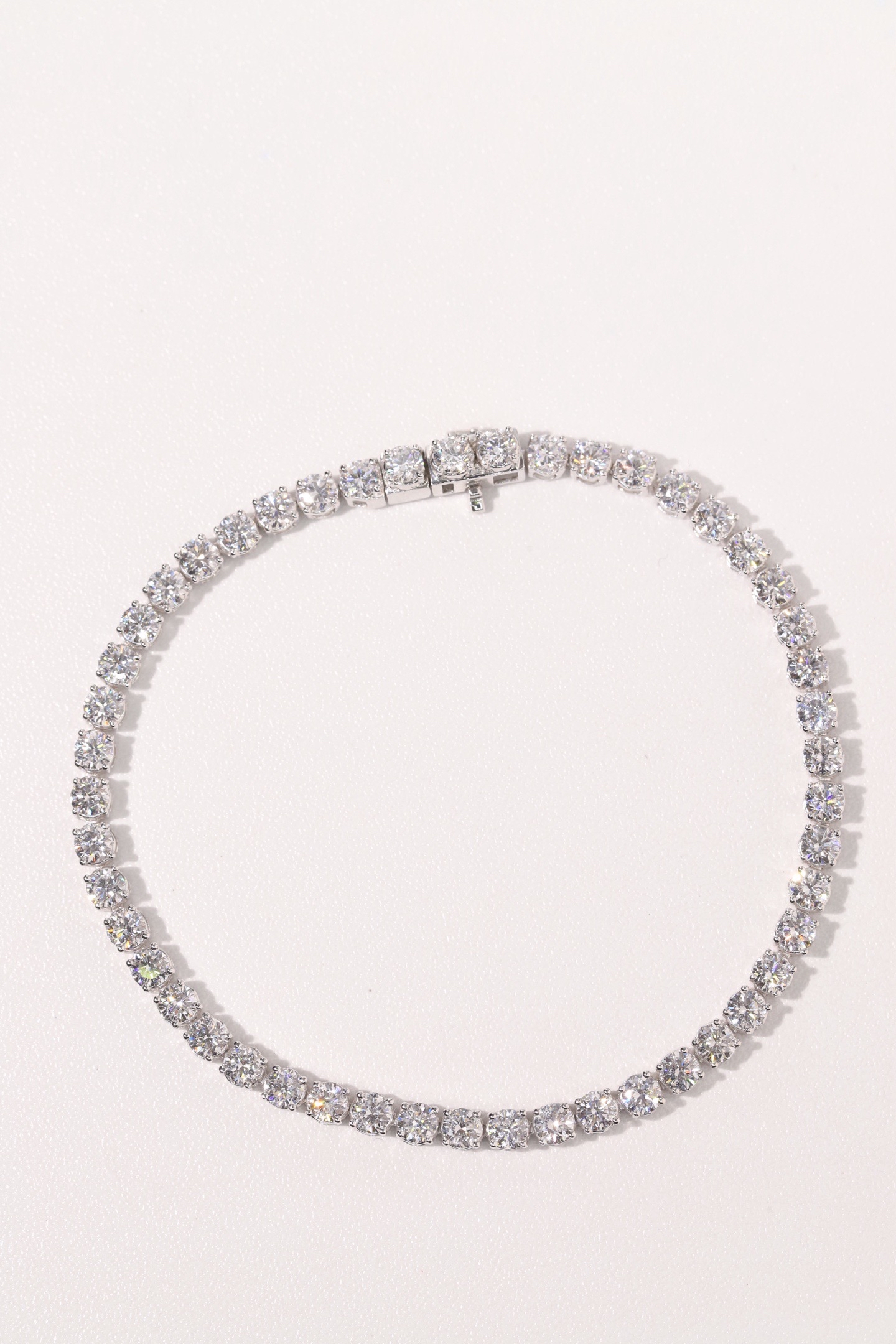 Natural Diamond Tennis Bracelet in White Gold 