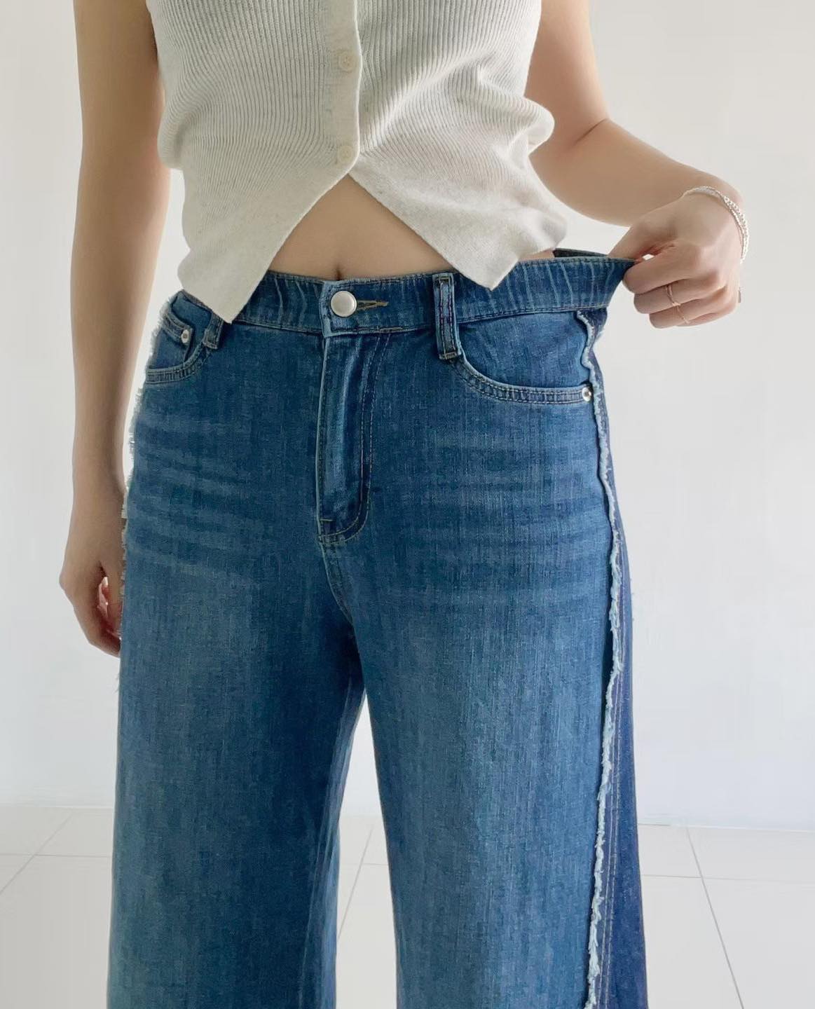 側拼色小喇叭牛仔褲