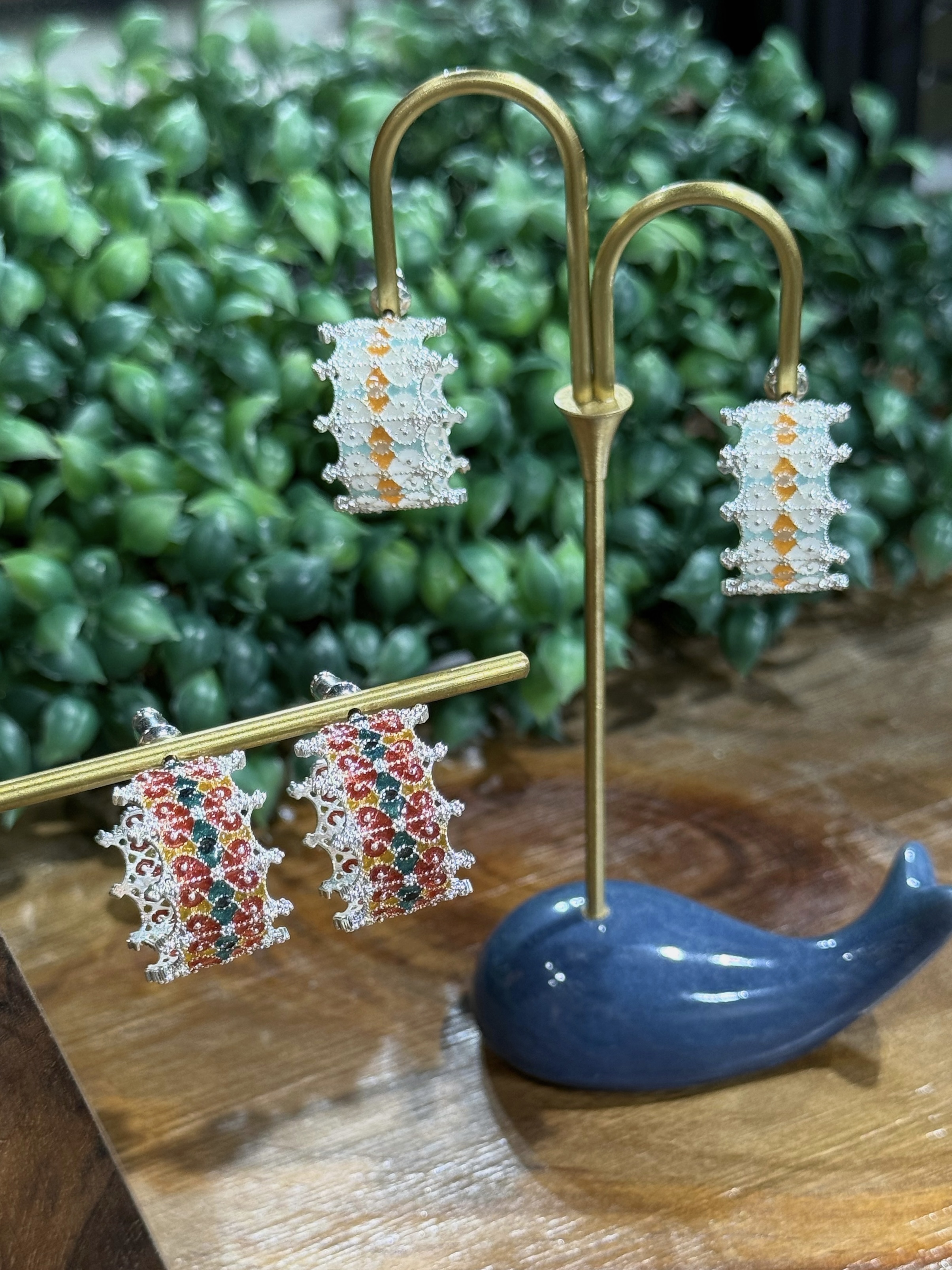 花磚織語 Floral Tile Half Hoop Earrings | 半圈款耳環