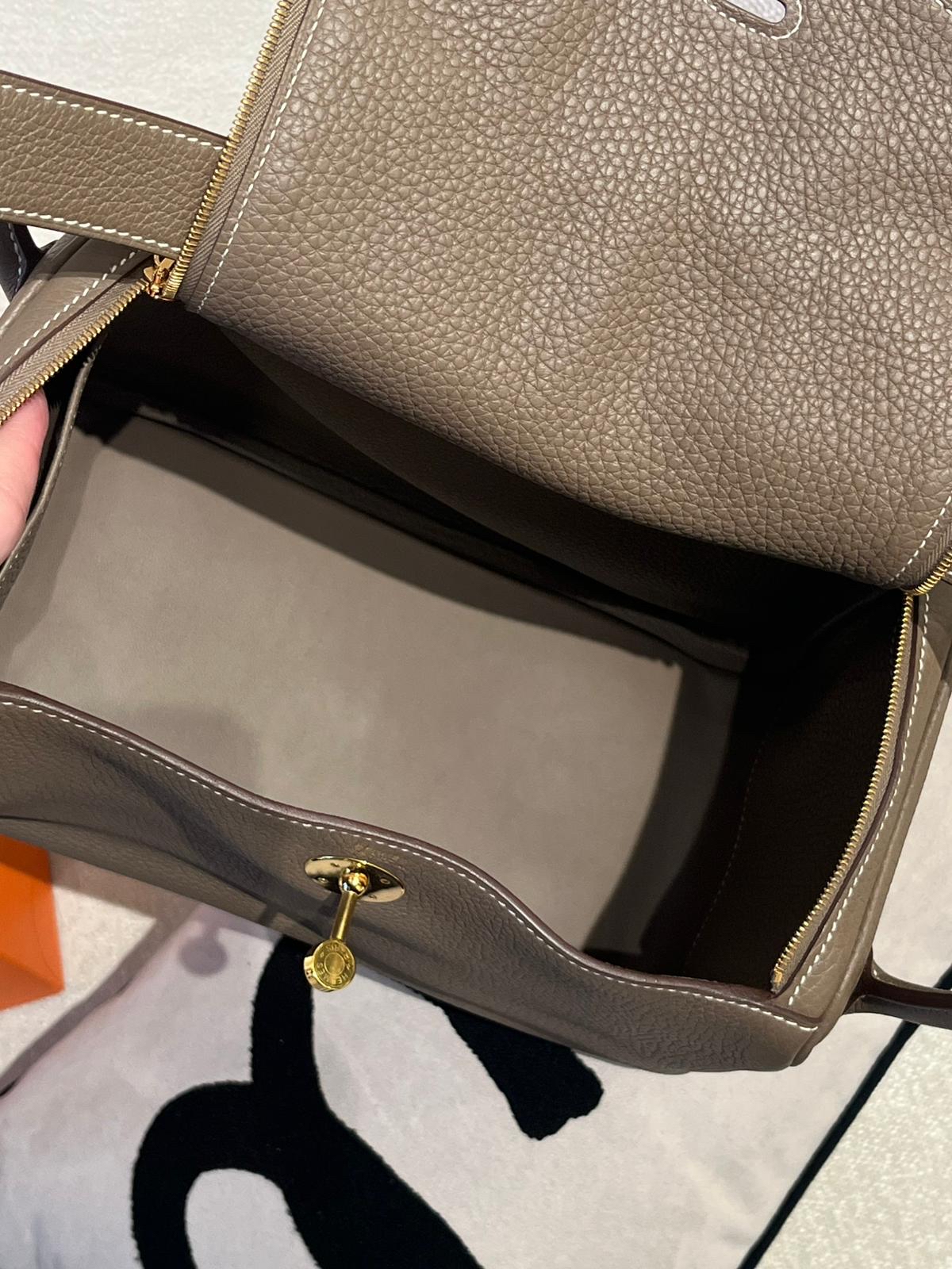 Hermes Lindy 26 Stamp Z 大象灰金扣 100%Authentic, 98%New ✅Dust bag✅Box