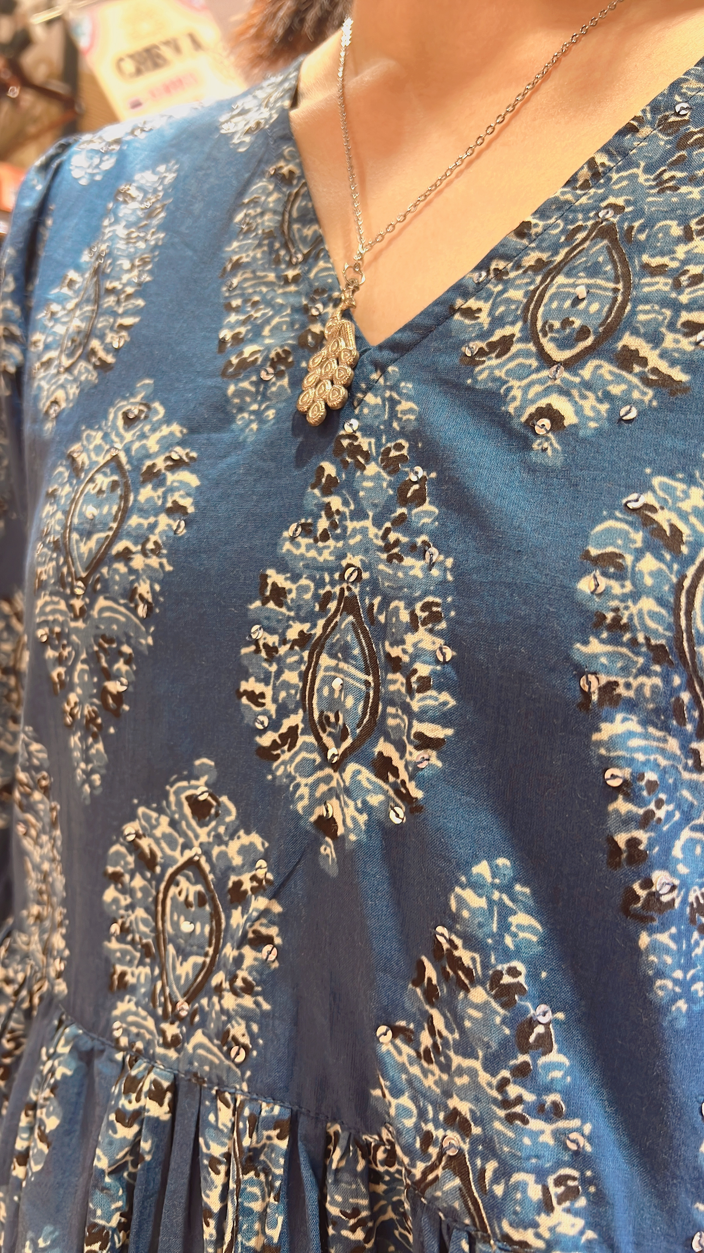 1982 Navy Blue Block Print V-Neck Short OP Twin Pocket 37"