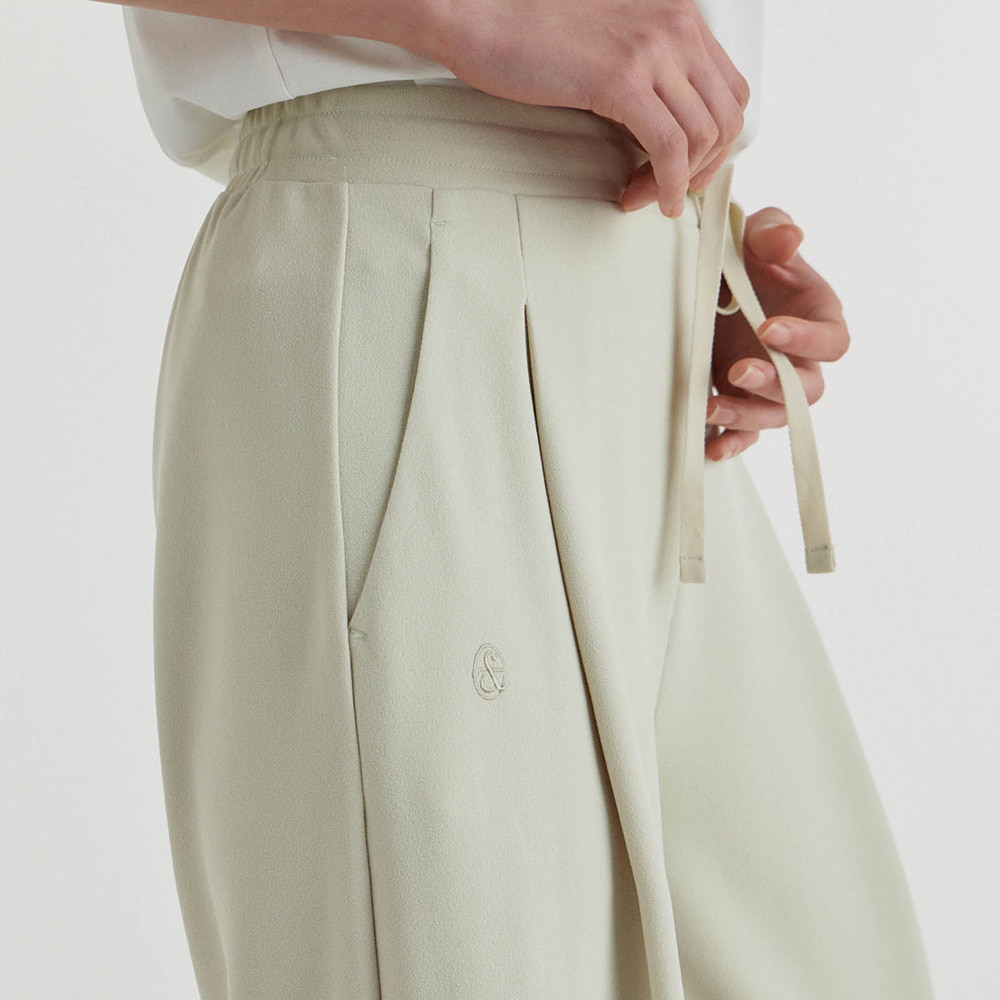 【返工去街街之選】預購_FFWSPT136 All Day Move String Semi-Wide Pants by front2line