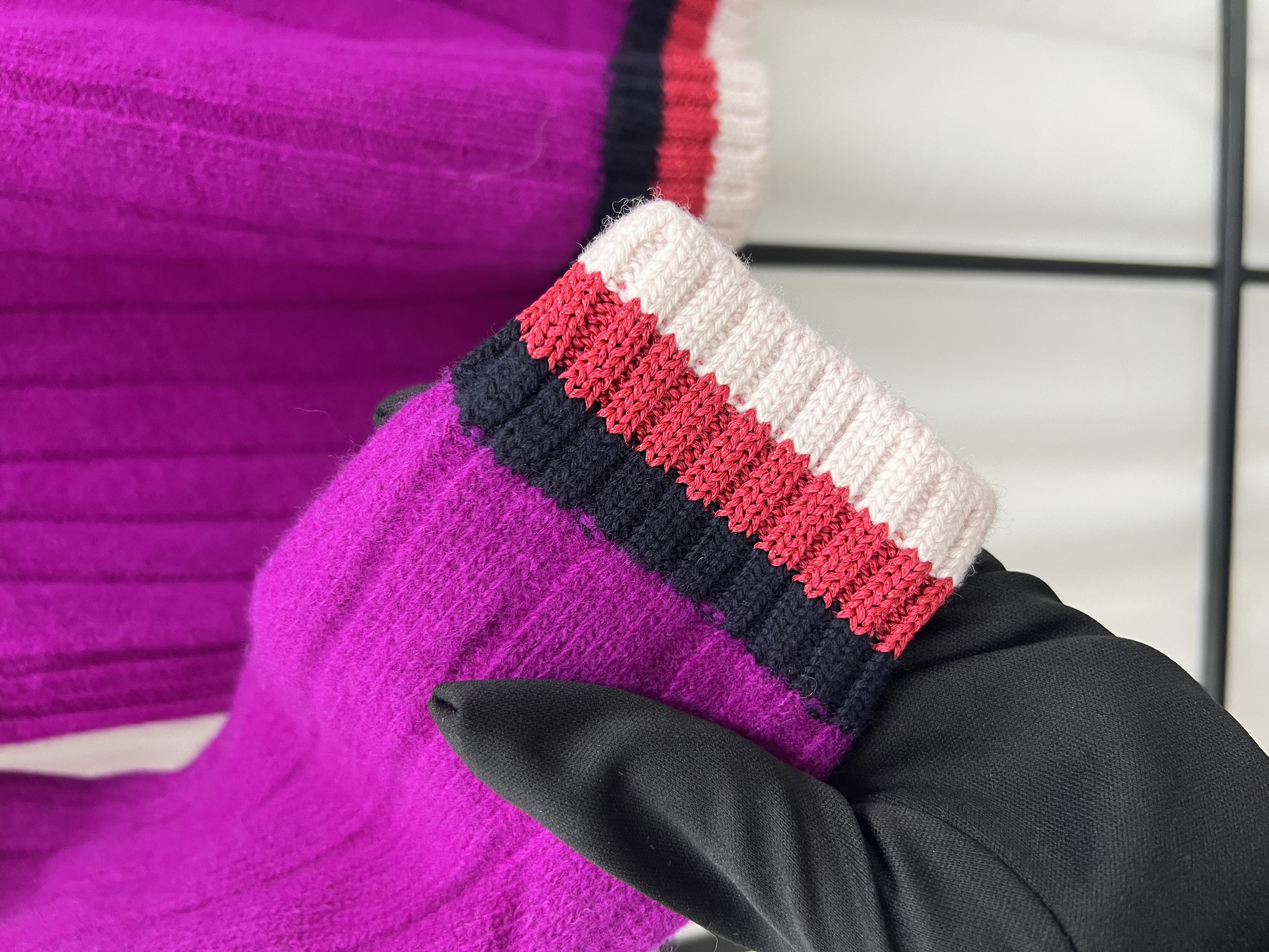 Pre-owned Gucci Wool BottonUp Cardigan Sweater / Product Code: 26032614