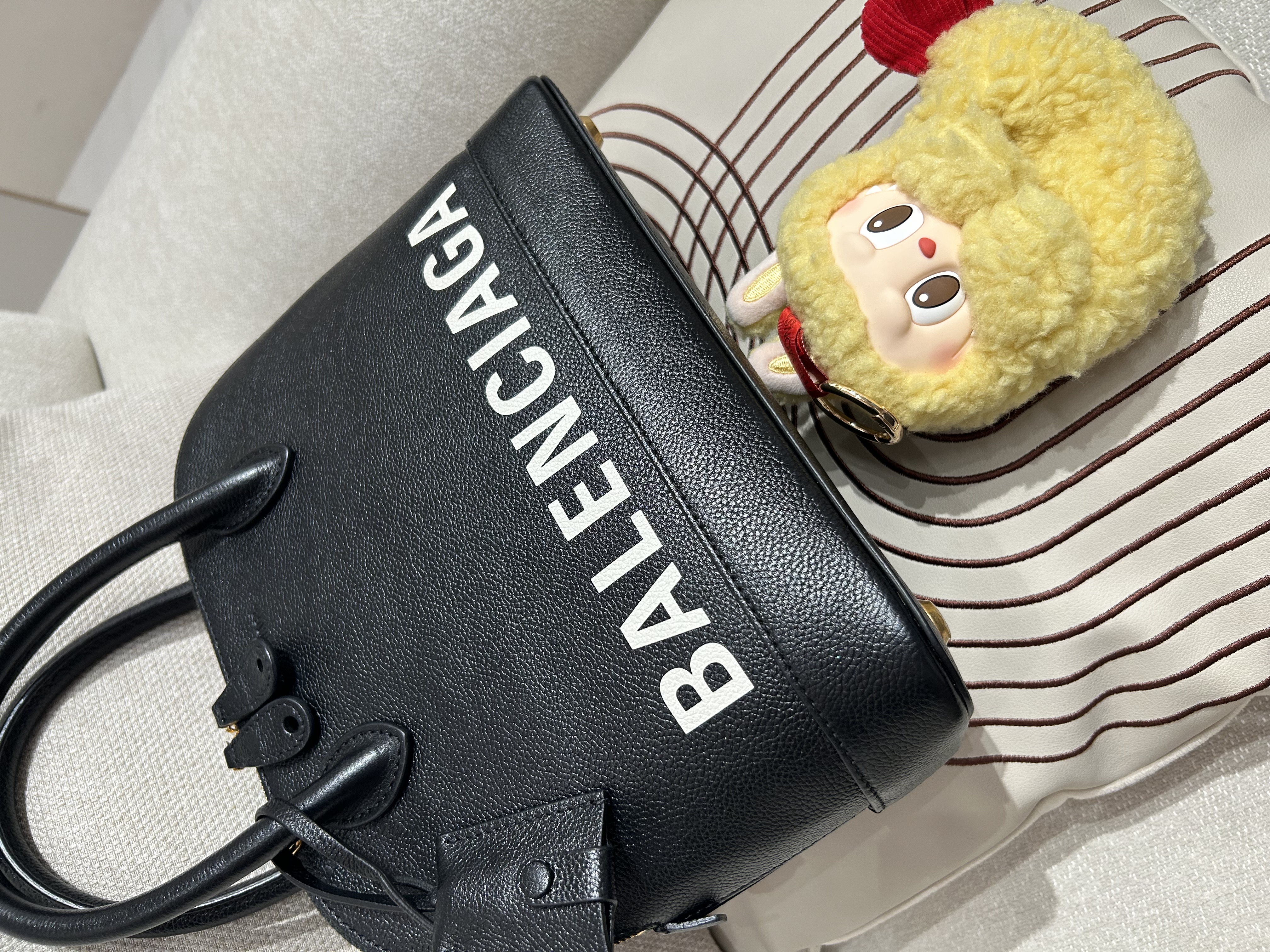 Balenciaga Ville 2way Bag 黑色牛皮 100%Authentic, 98%New ✅Key Lock✅Dust bag