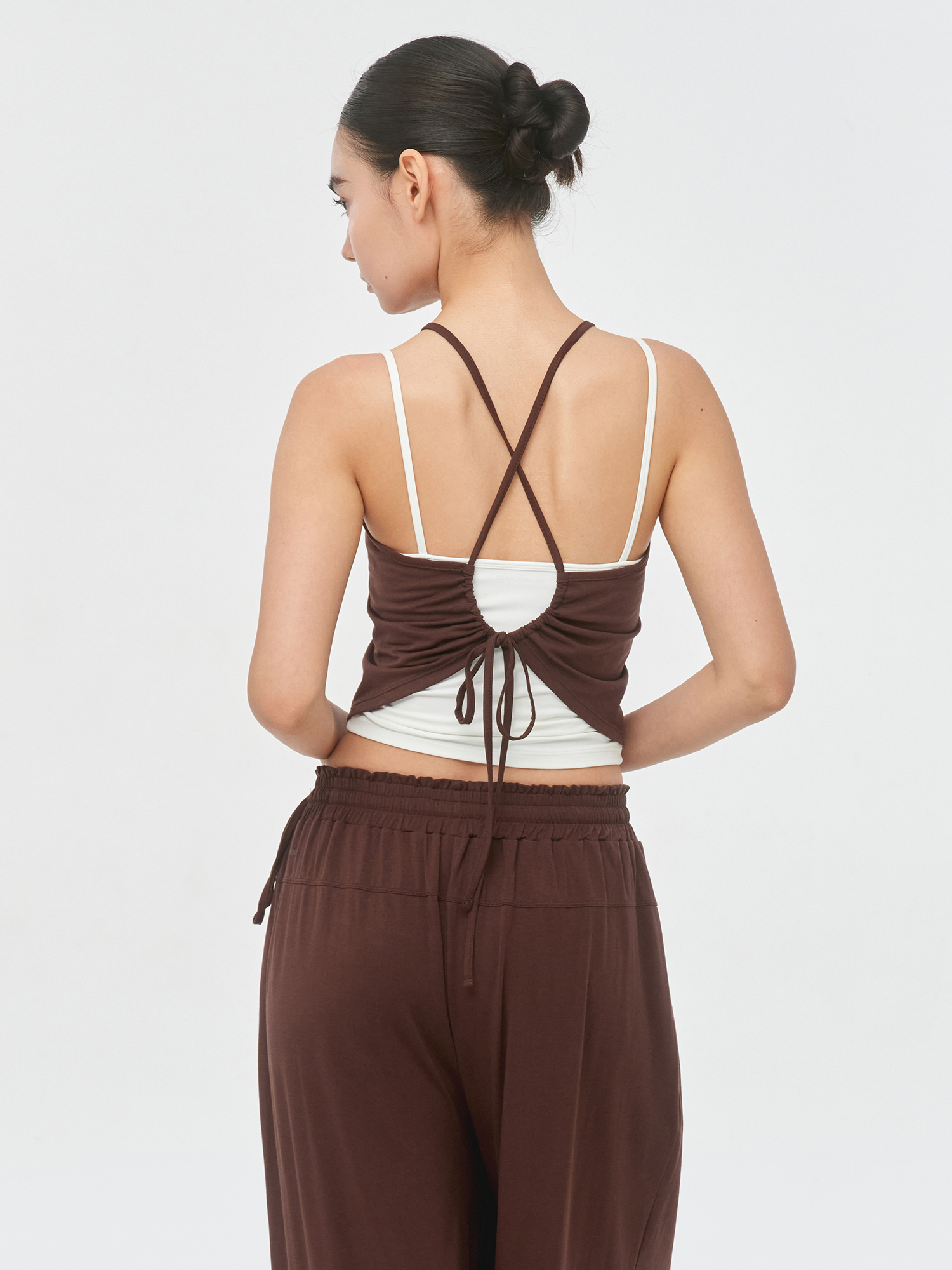 預購_Asana Back Strap Sleeveless by Conch