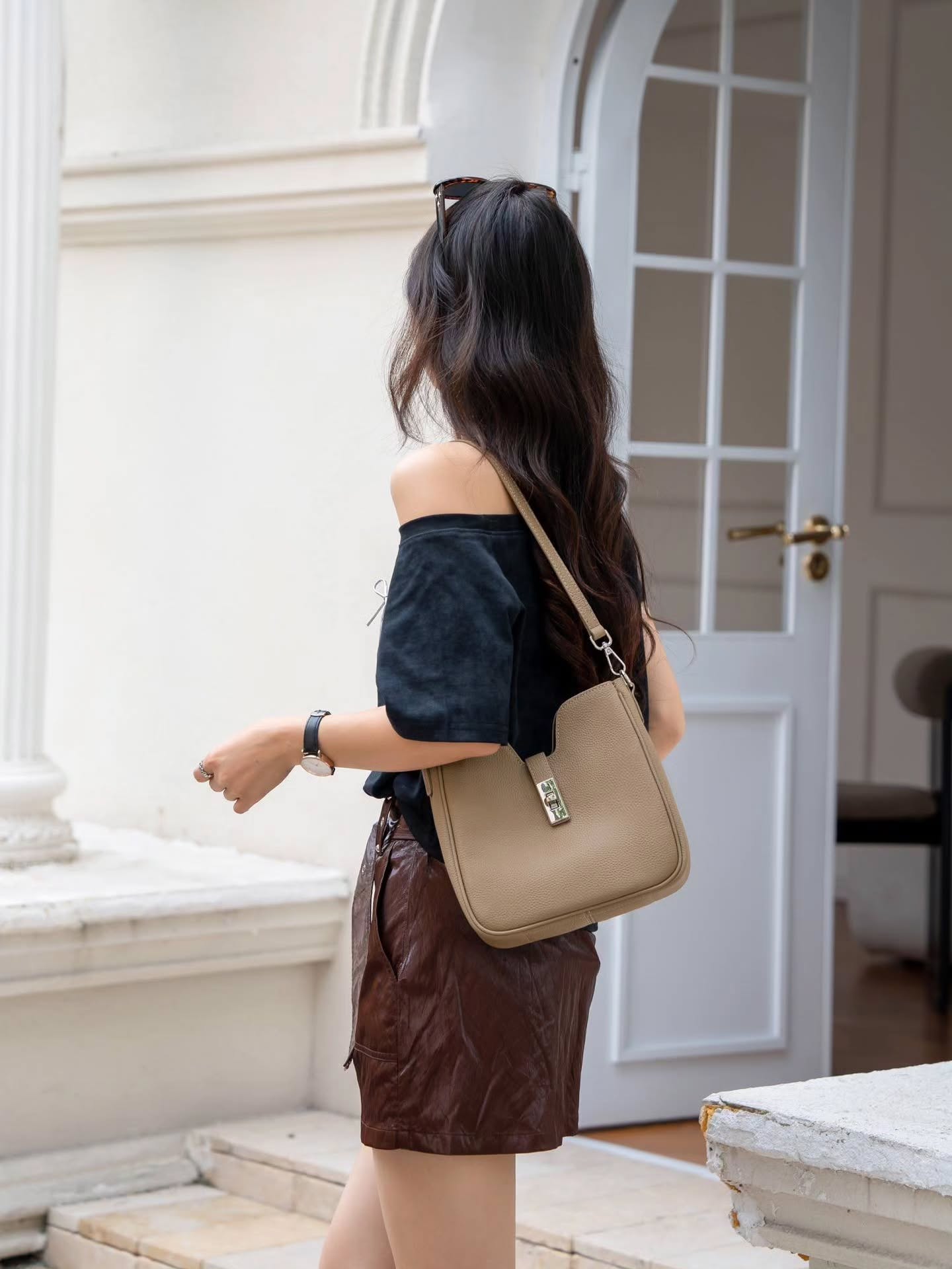 99-51# 单肩斜挎包 TOGO头层牛皮🇨🇳