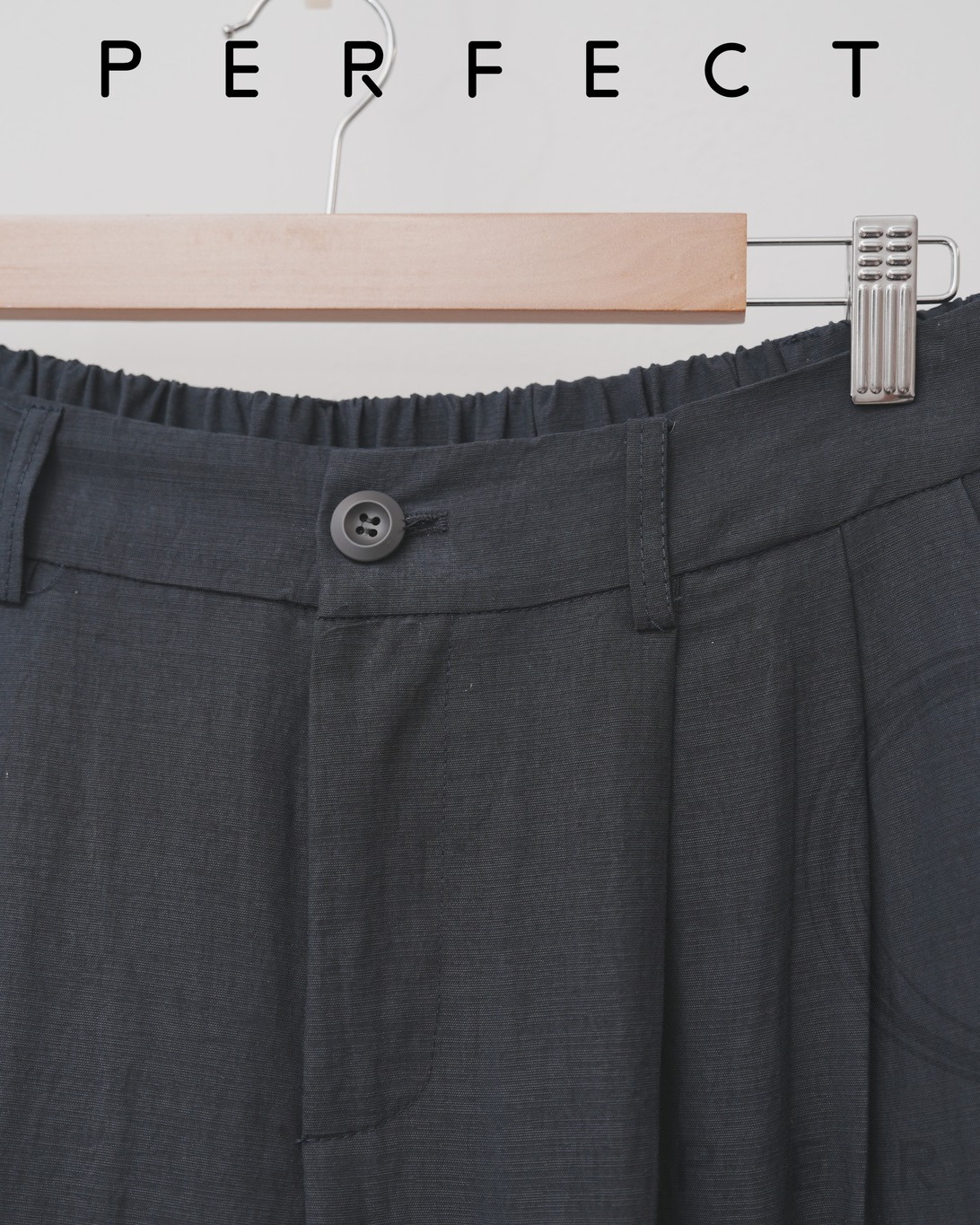 P0010_通爽西裝布料直腳垂感褲(文青藏藍色)