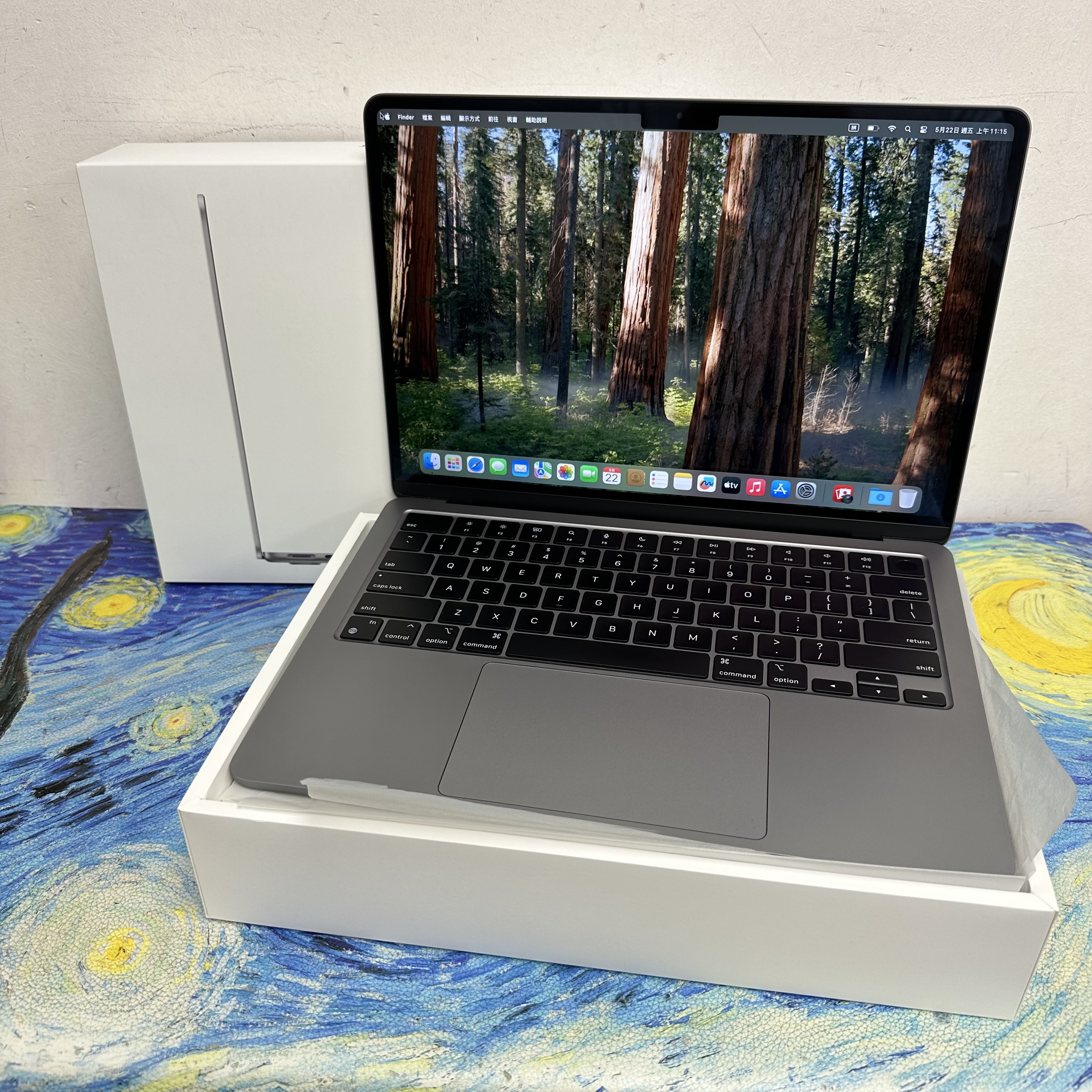 APPLE  MacBook Air M3 2023 M3 CPU/24GB Ram/1TB SSD/8核心GPU/Liquid Retina Mon/13.6吋/太空灰/Gaming Laptop / Notebook / / 文書機 /