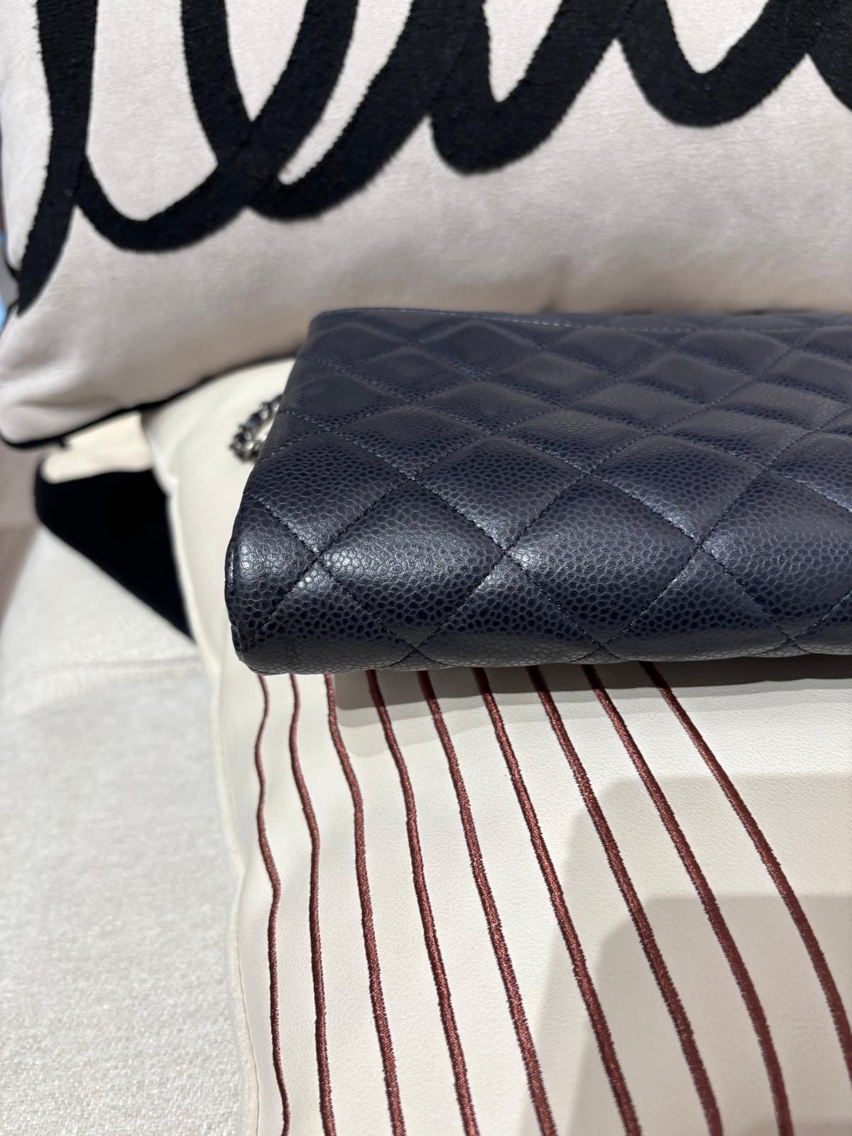 Chanel flap bag navy 荔枝牛皮 W27.5x18cm 100%Authentic ,95%new  ✅21 card✅dust bag✅盒 