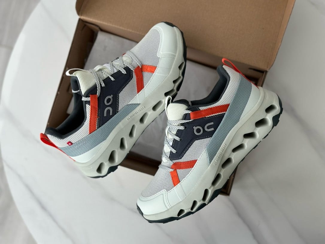 $430對。On running Cloudhorizon 新款緩震跑鞋