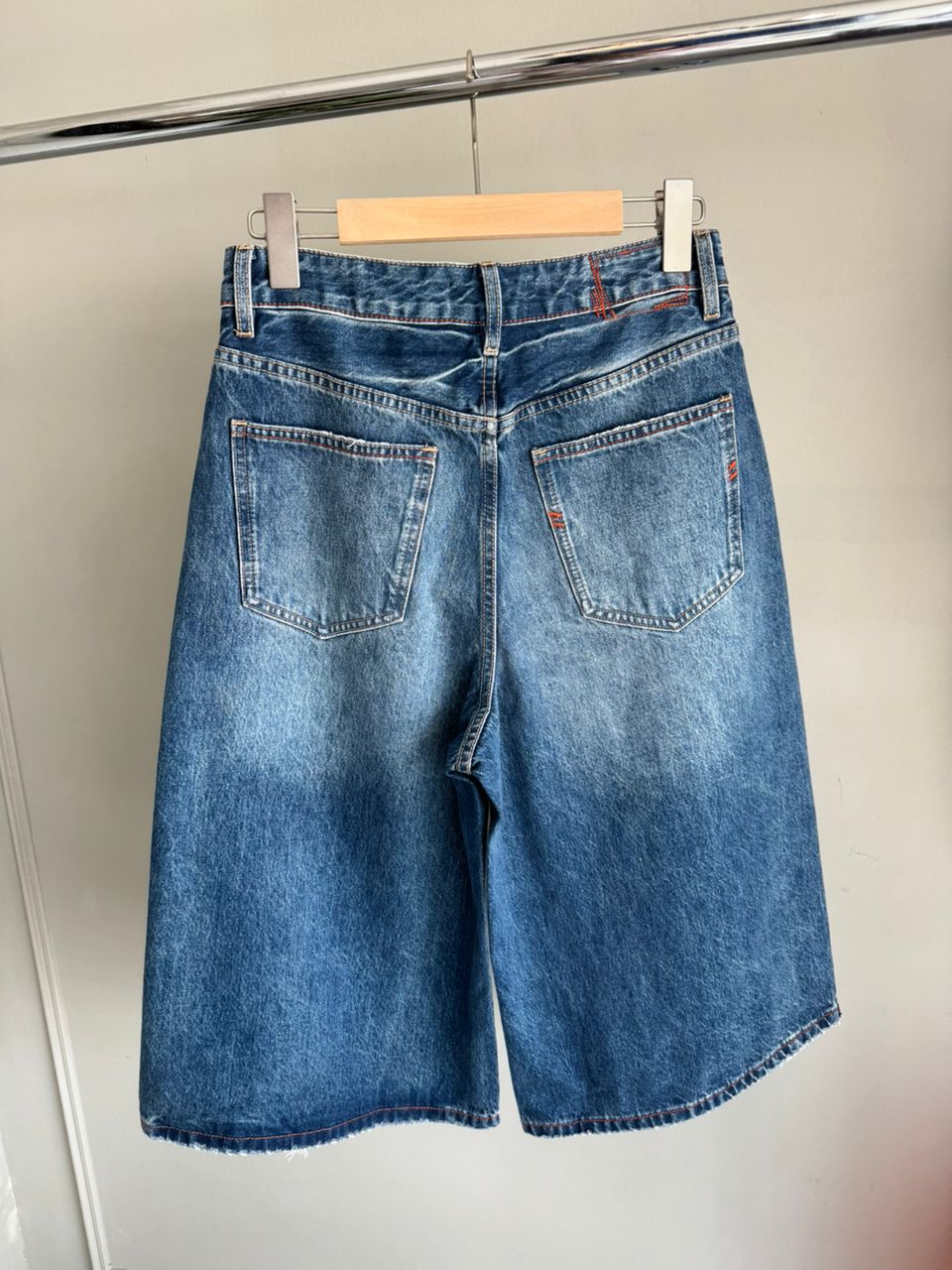 FB732