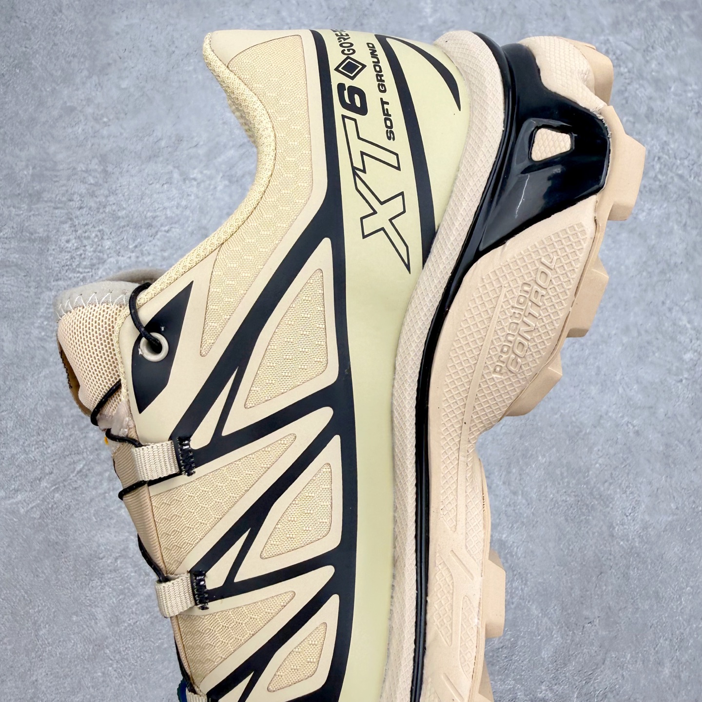 Salomon XT-6
