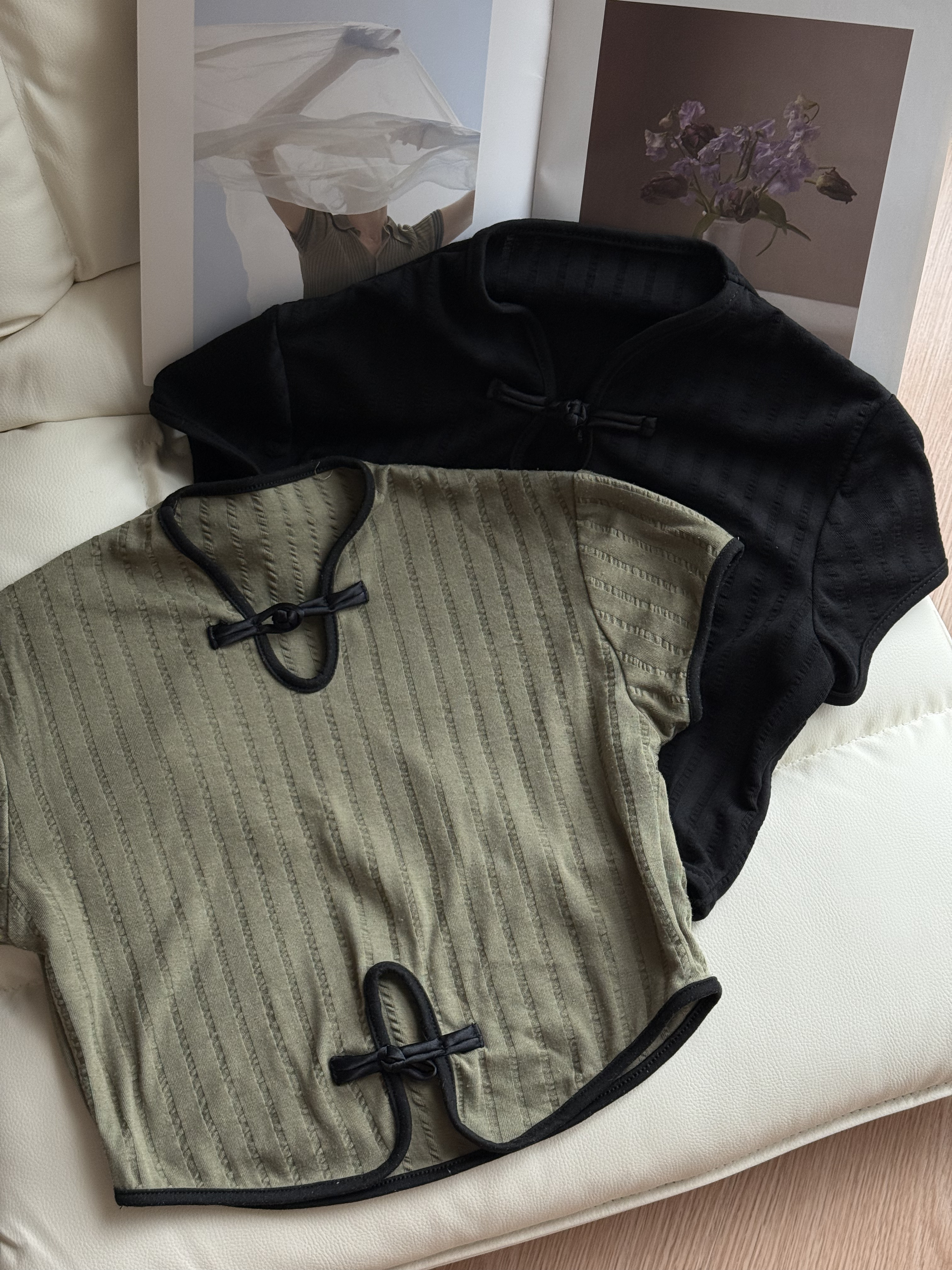 Serene Chinese Tee | Green