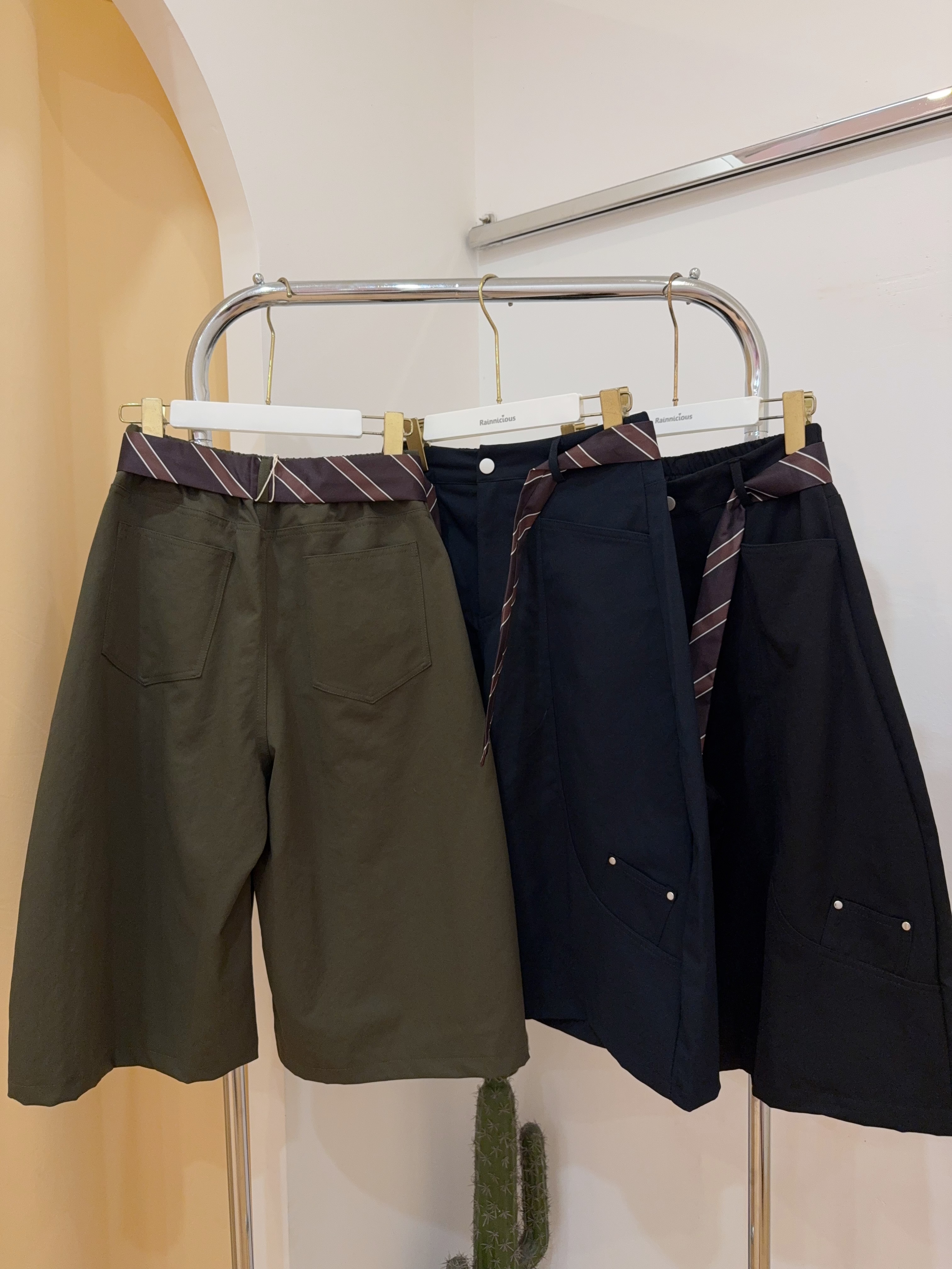 酷飒条纹腰带工装七分裤 R2951