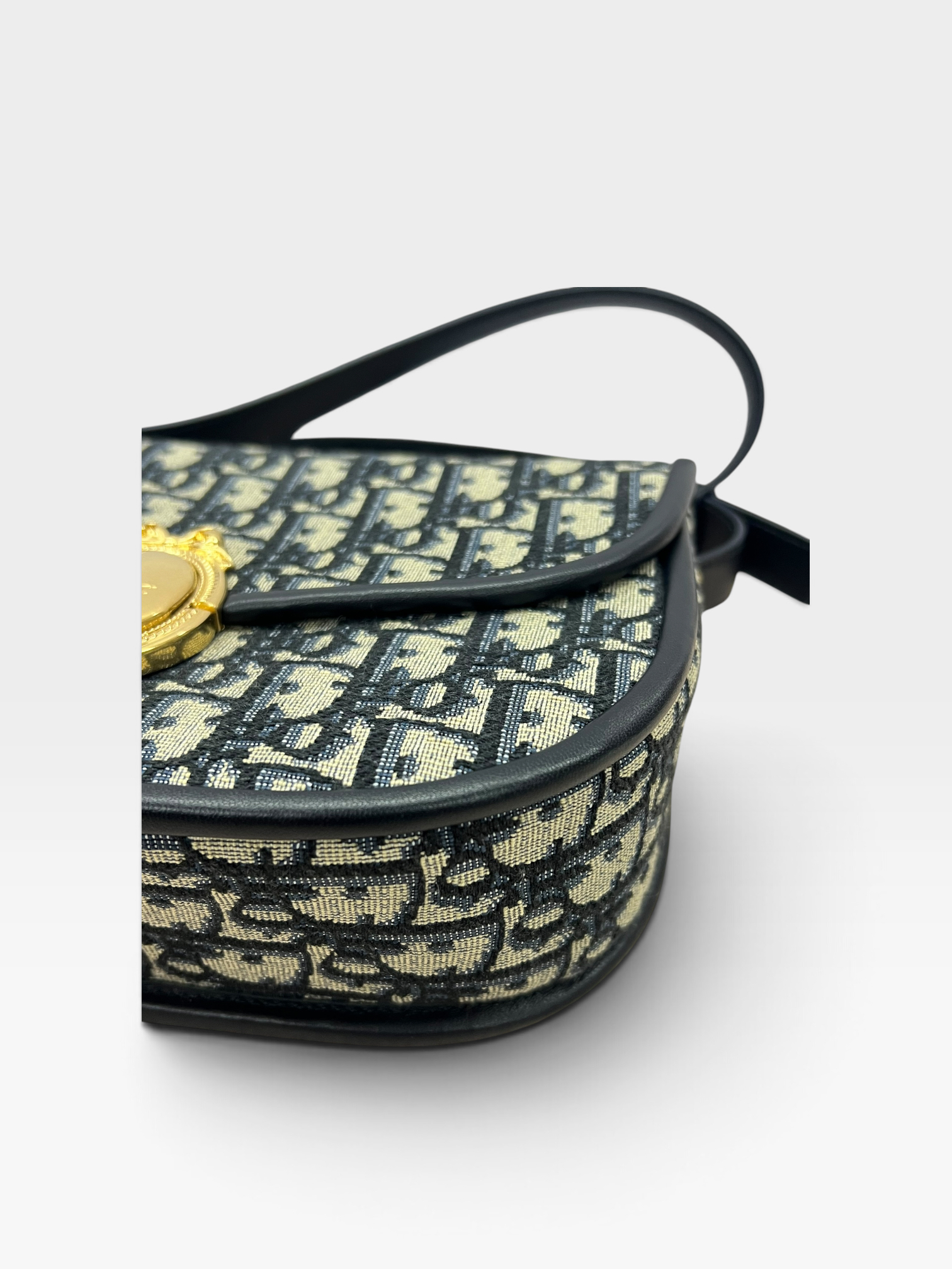 Pre-Owned DIOR Médaillon / Product Code: 082806