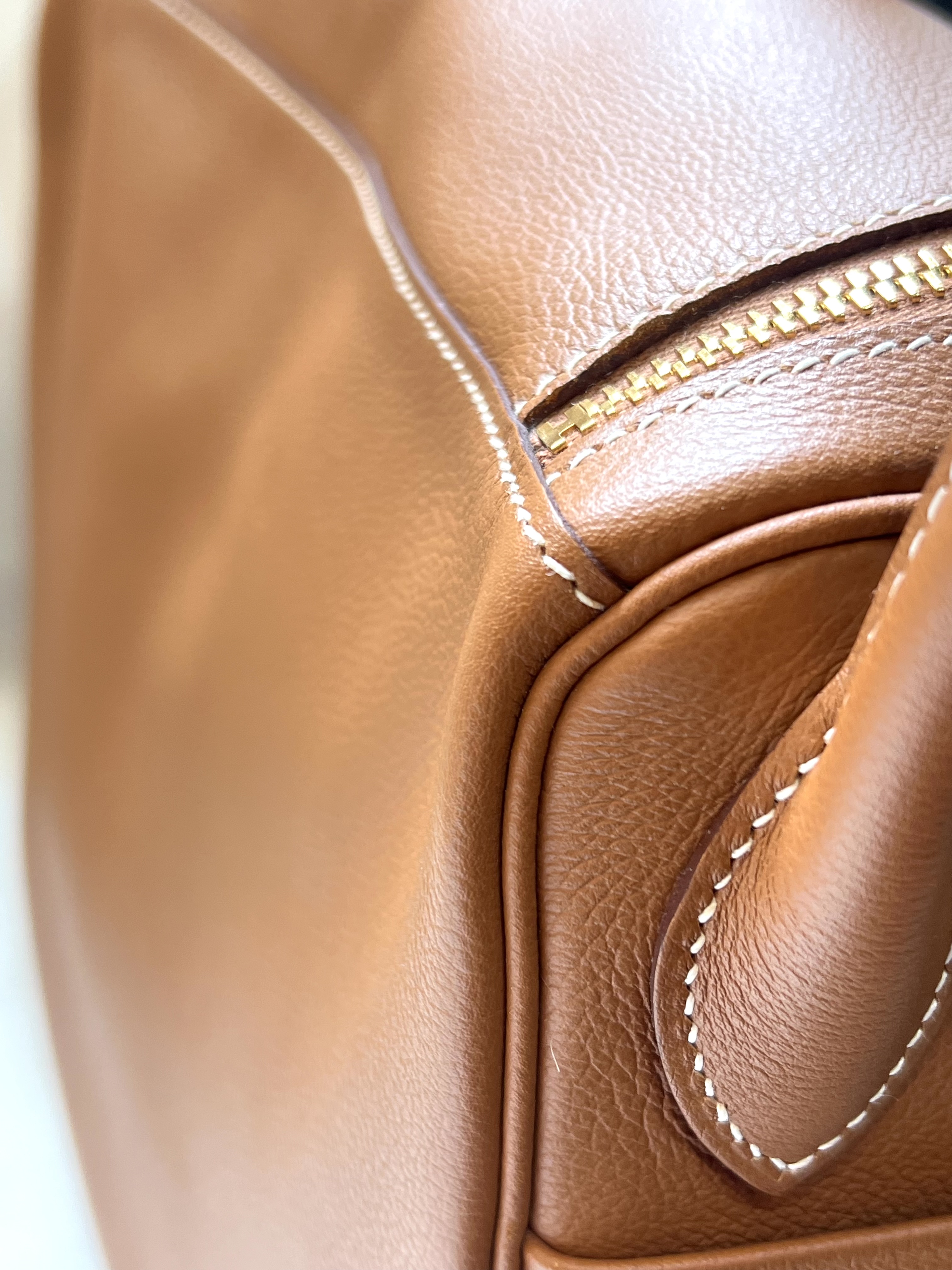 Pre-Owned HERMÉS Taurillon Clemence Lindy 30 Stamp D / Product Code: 26041635