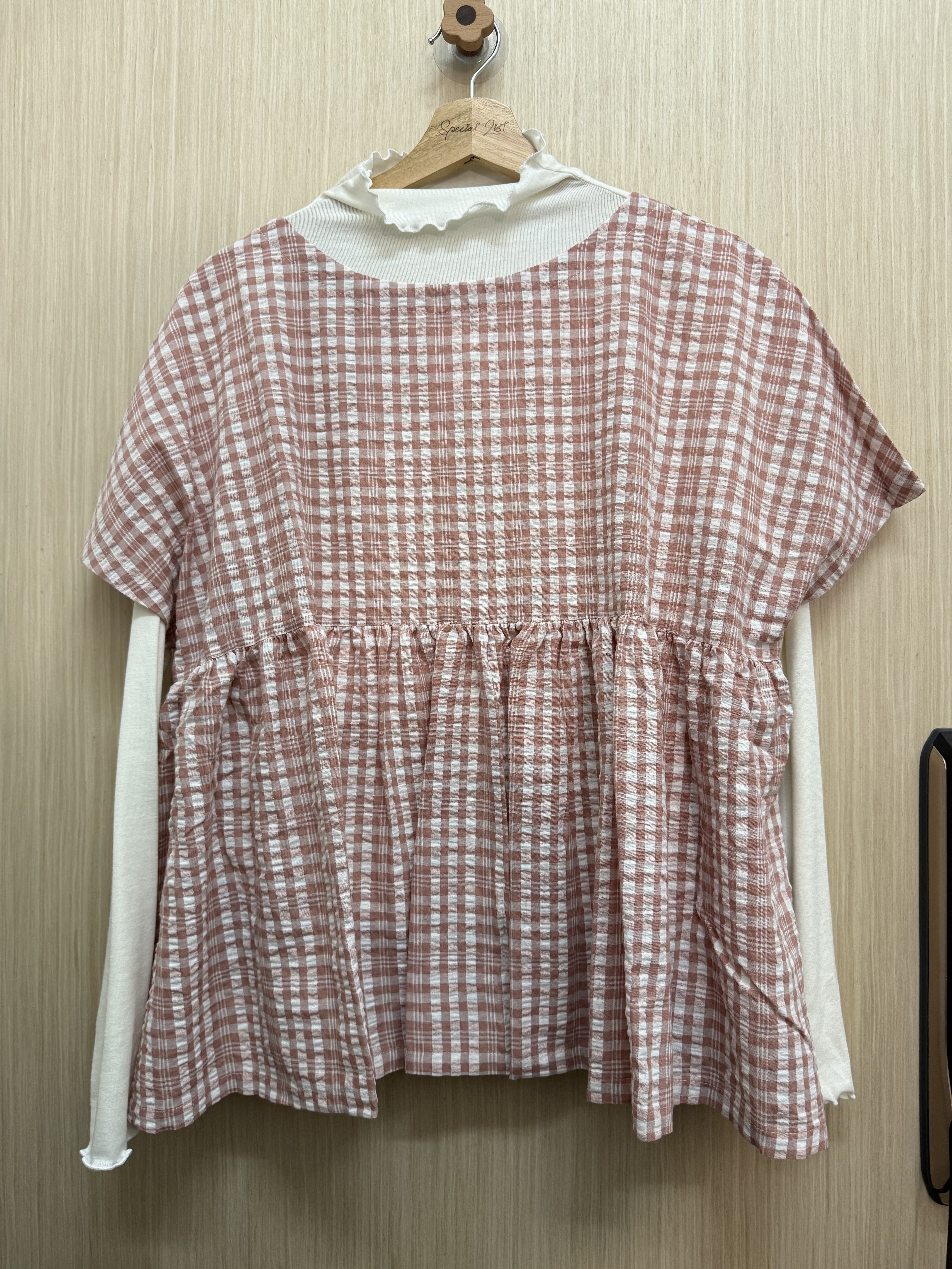 泡泡棉格仔𝐭𝐨𝐩（粉𝐱白）