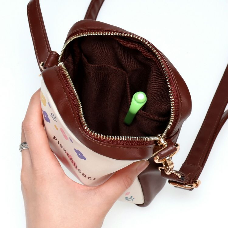 日本 kanahei YURUTTO STORE 皮革斜孭袋