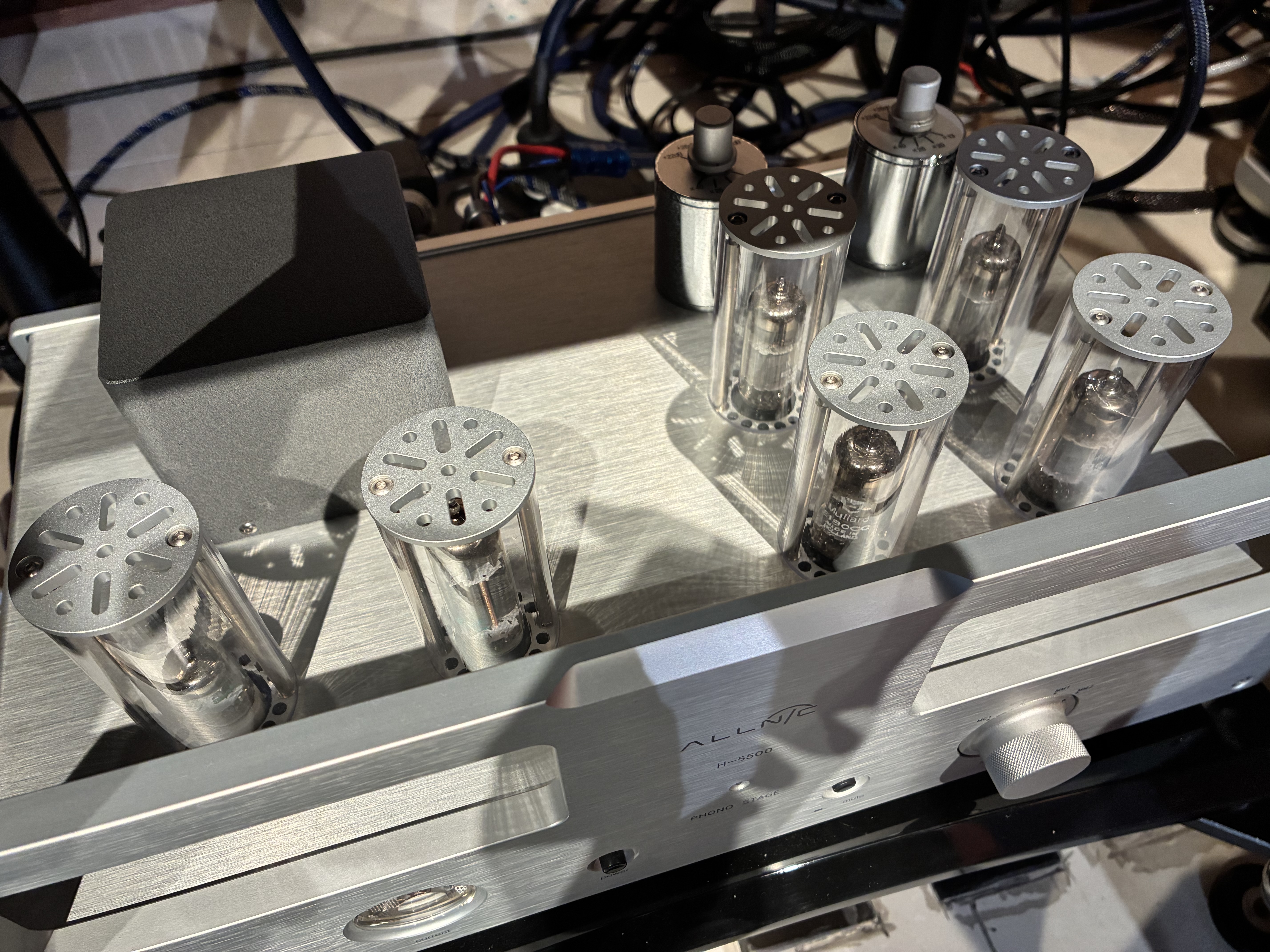 Allnic Audio H-5500 Phono Stage