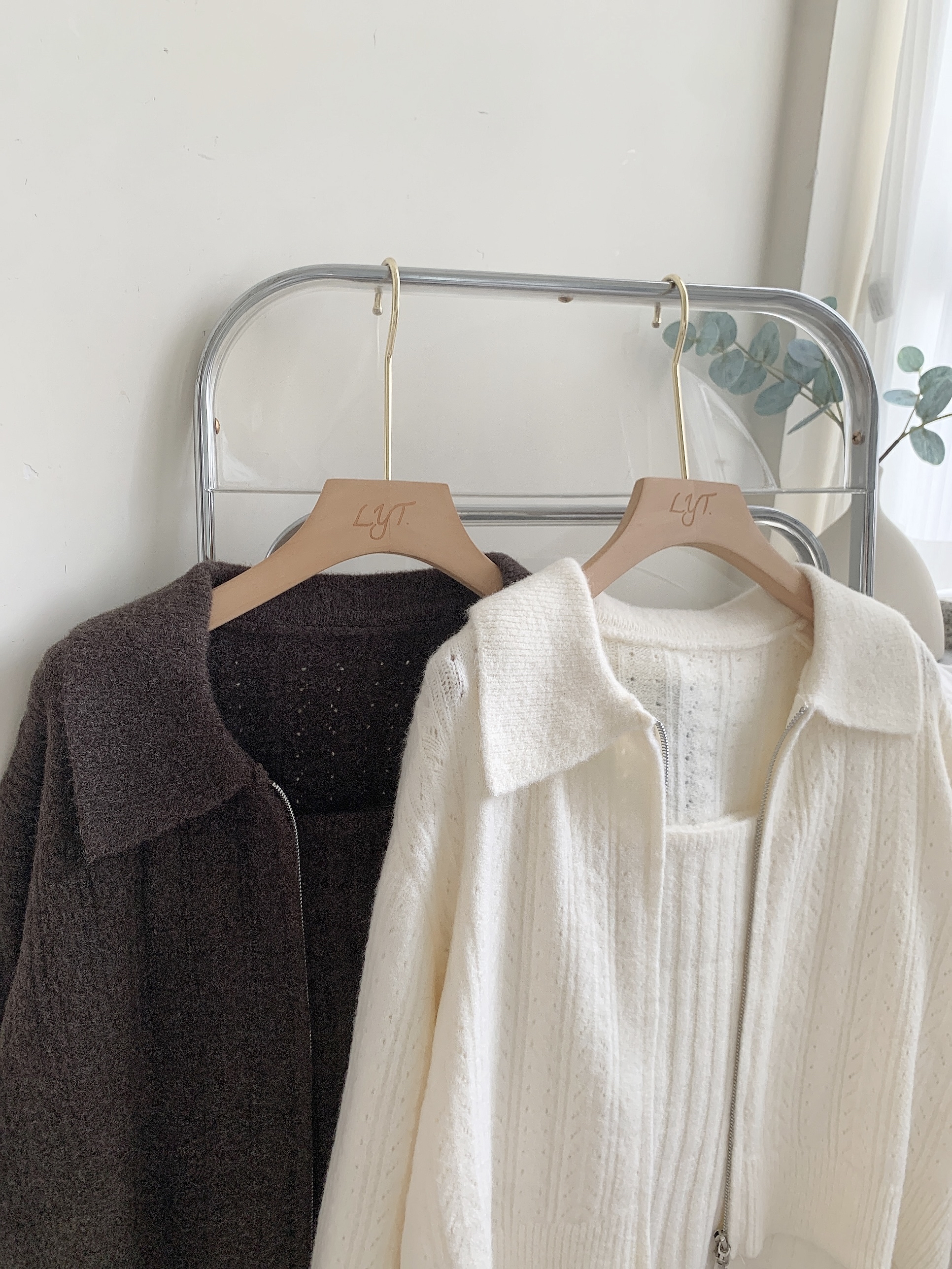 通花拉鍊反領外套-啡色