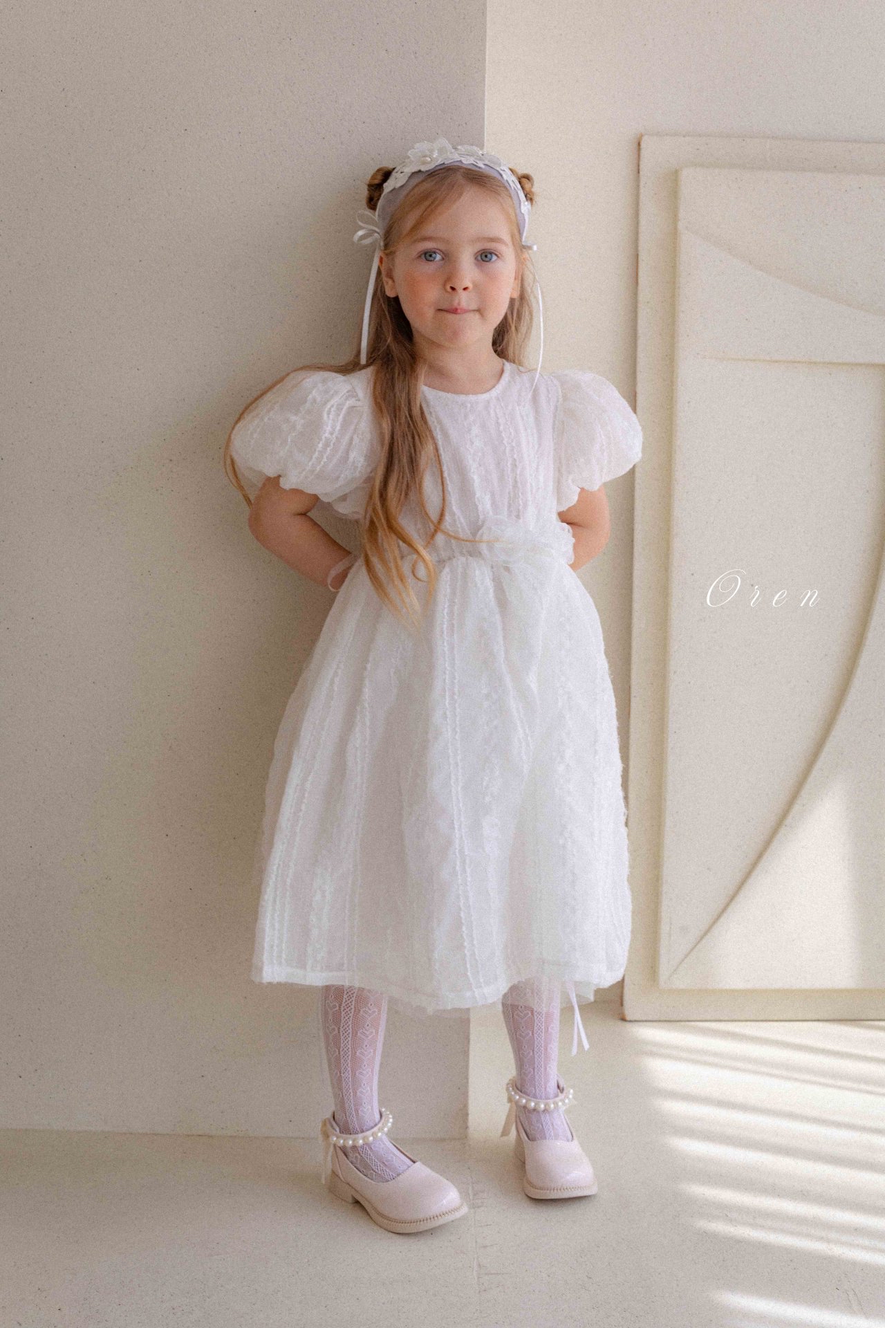 ☀️預訂 韓國直送☀️🇰🇷Oren Edel Pure蕾絲紋理花卉腰帶泡泡袖包屁裙/連身裙