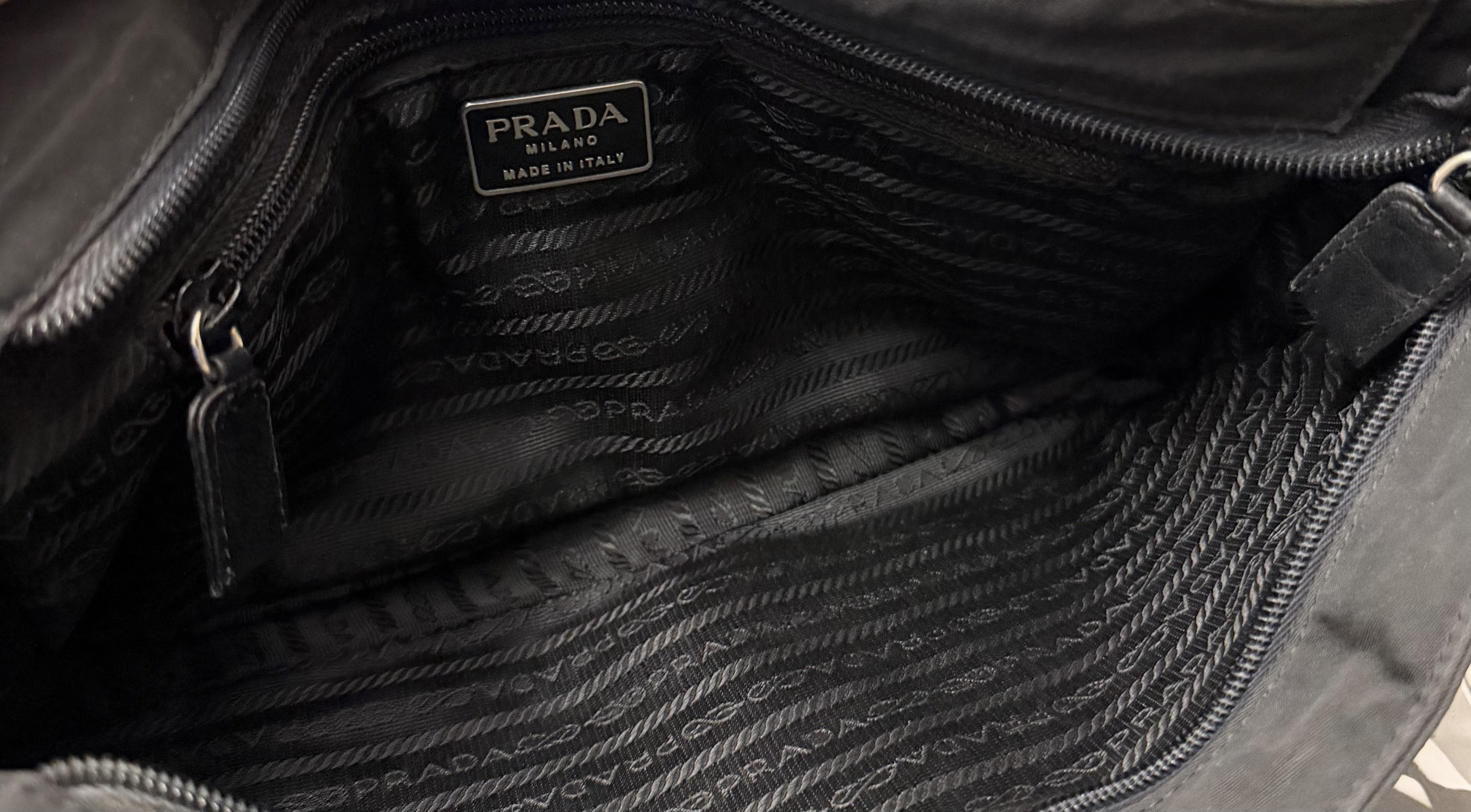 prada黑色 re nylon black leather bag 