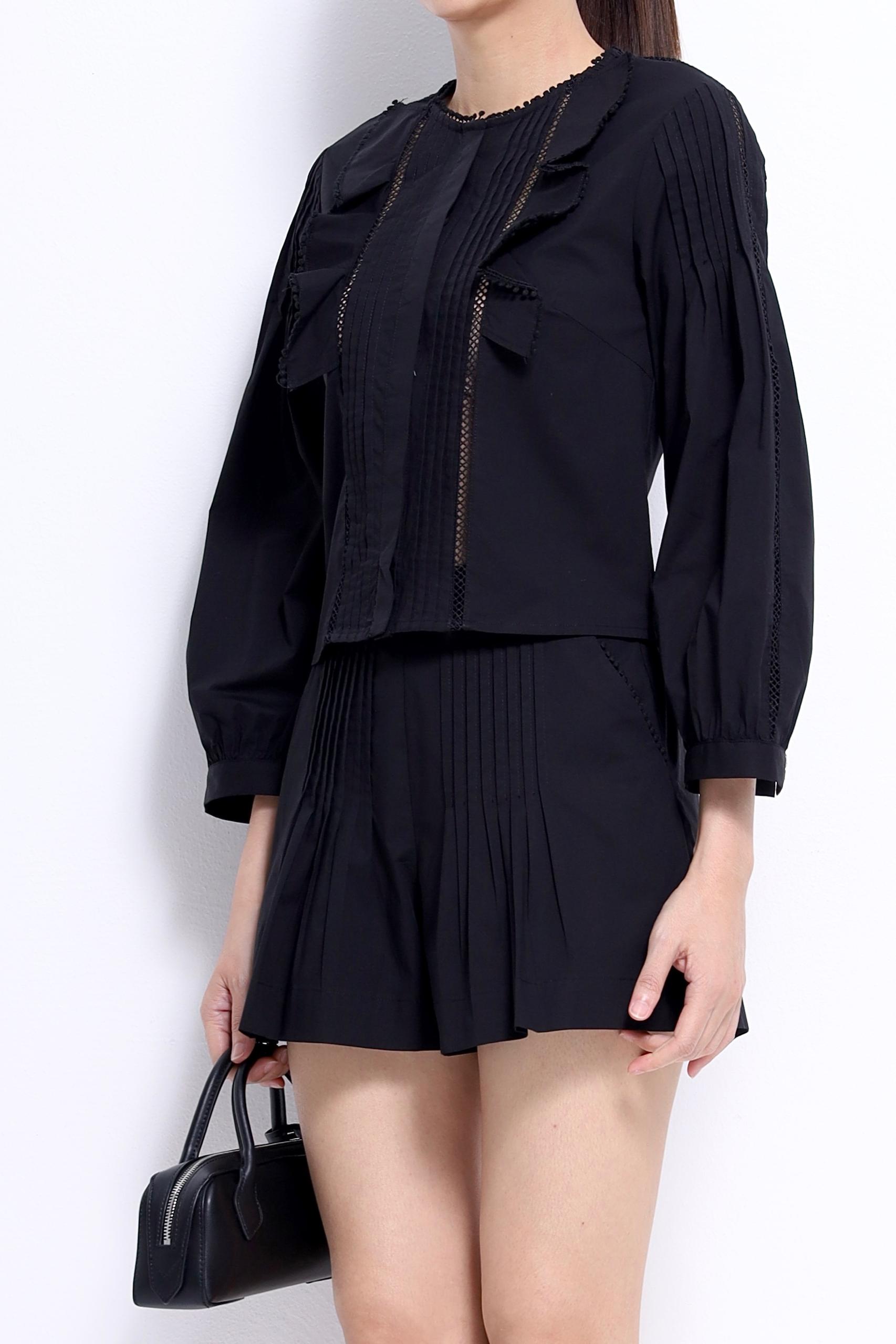 CB2739 EYELET TRIM LONG SLLV SHIRT BLOUSE