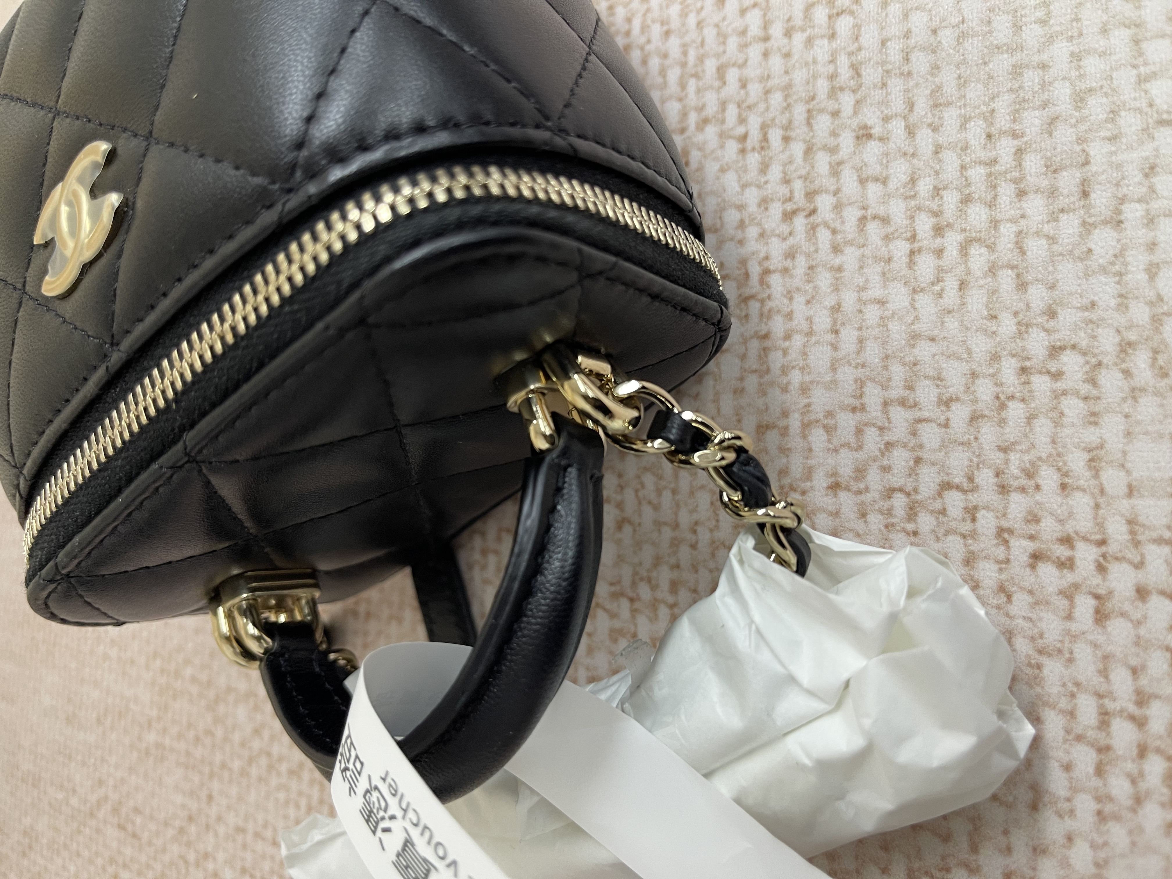 Unused item Chanel Vanity case/ Product Code: 26020701