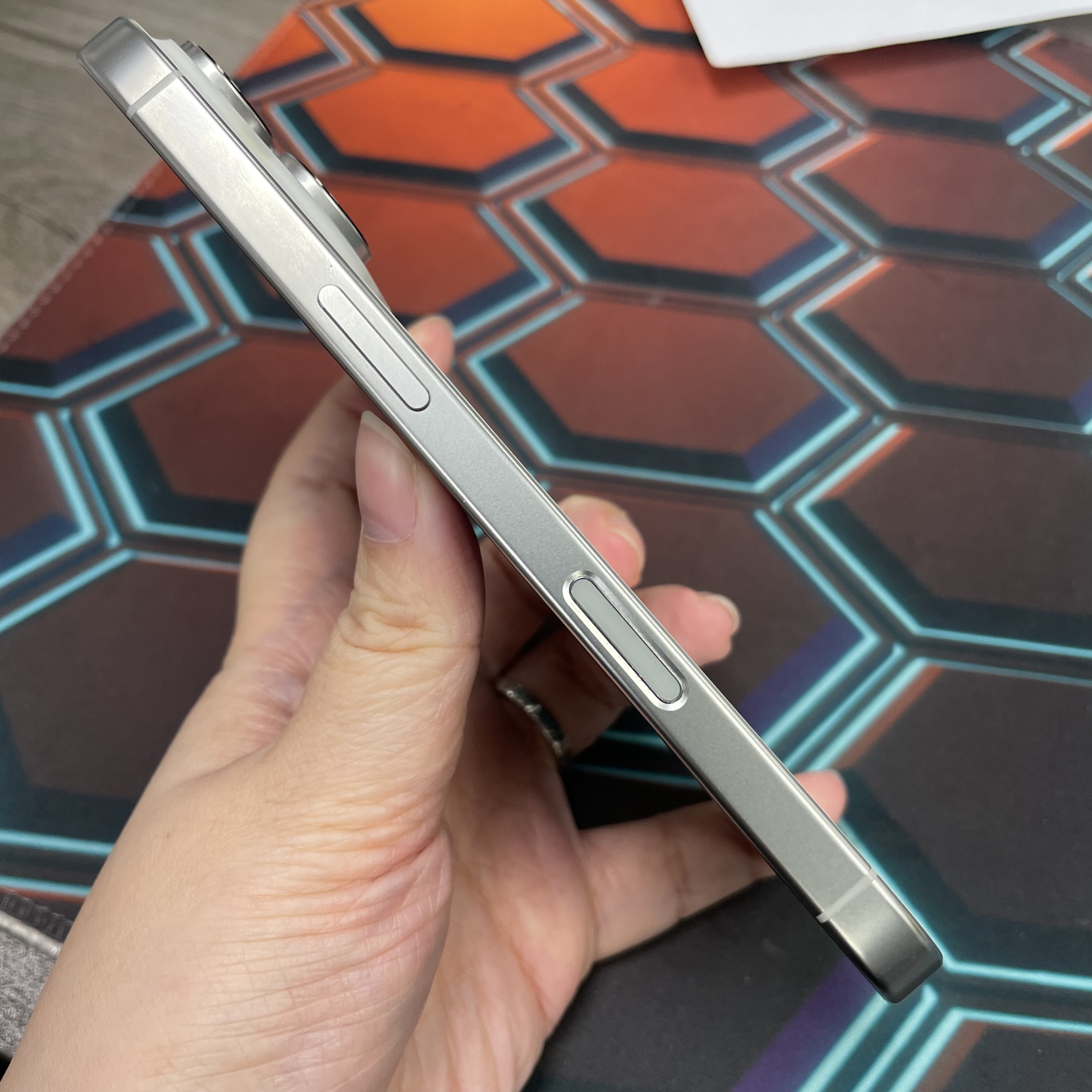 *8411 16 Pro 完美機 512GB 電87 白色 white