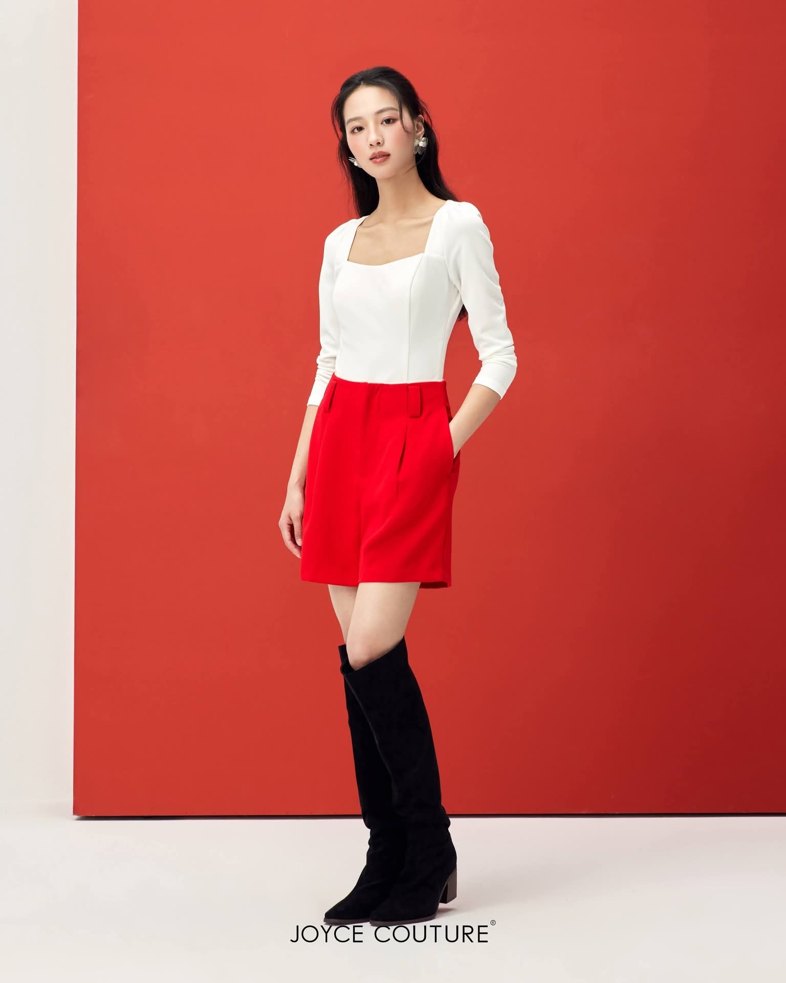 四方领自带胸垫上衣 T0773