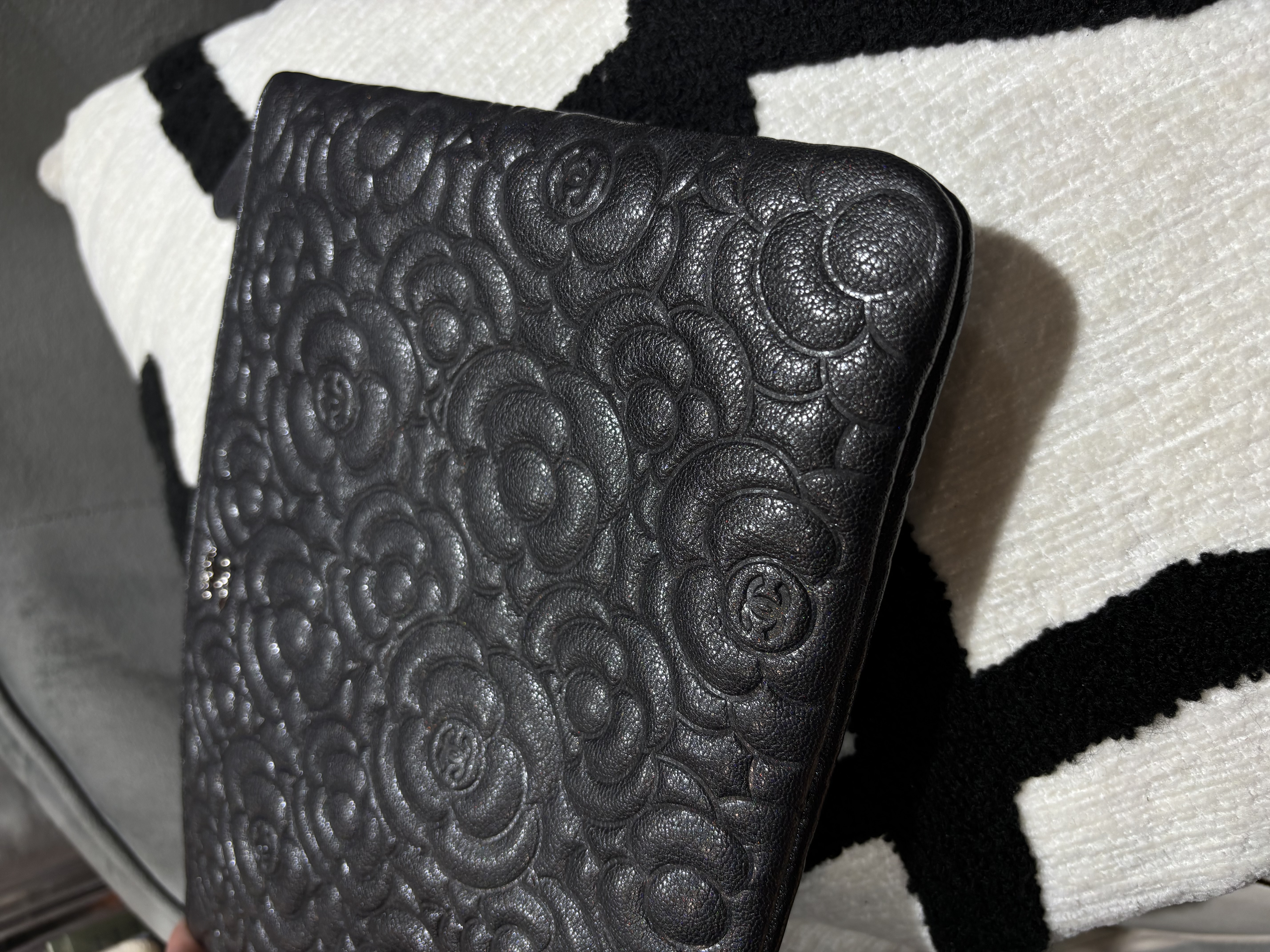 未使用品 Chanel zip pouch 灰色山茶花牛皮Clutch Bag 收納包 100%Authentic, Unused未使用品 ✅28Card