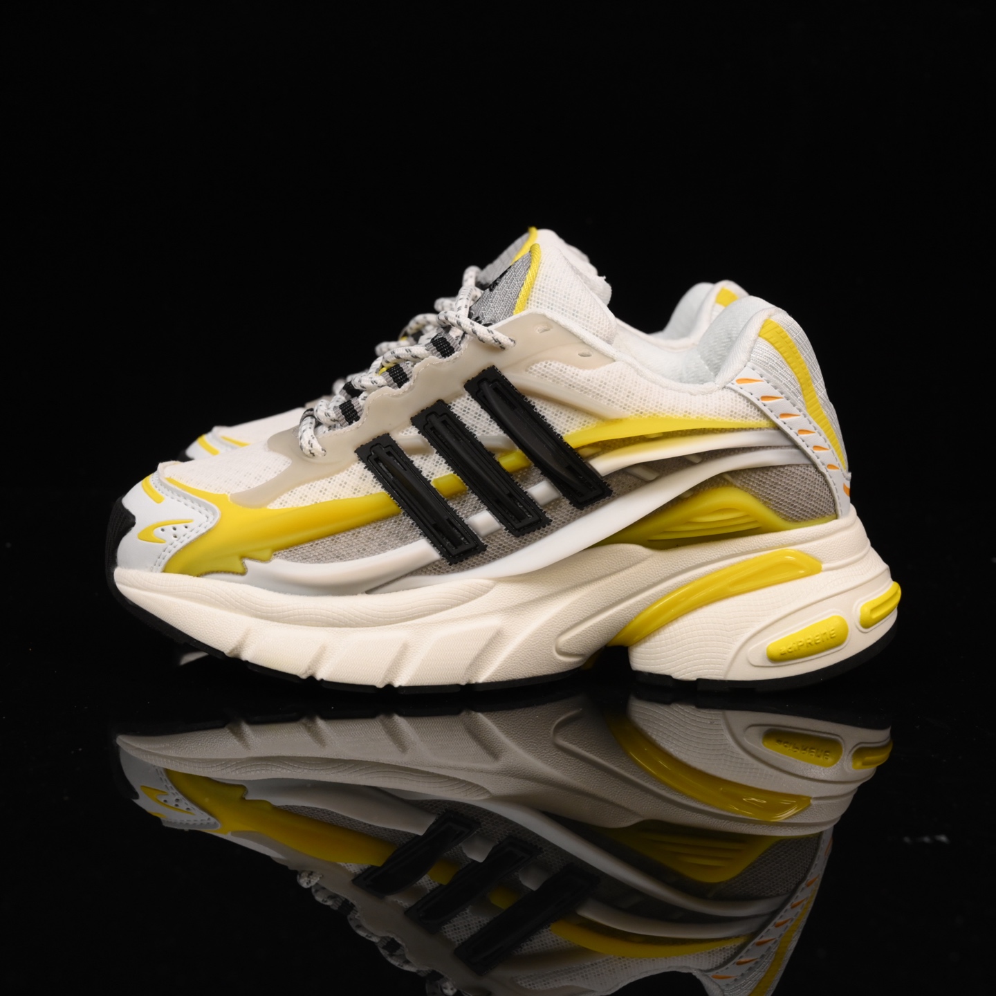 Pharrell Williams x Adidas Adistar Jellyfish 