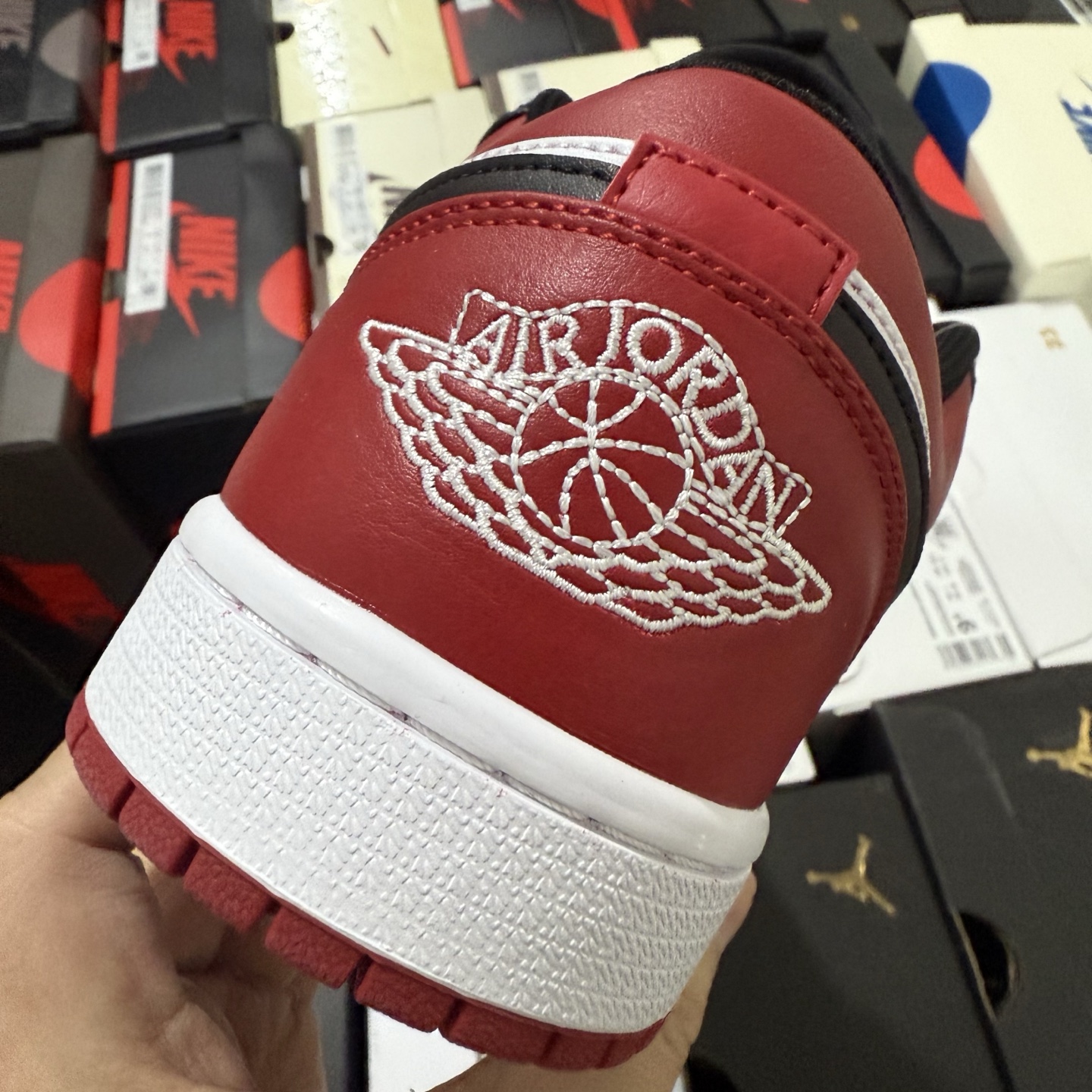 Nike Air Jordan 1 Low "Bred Toe" 553558-612