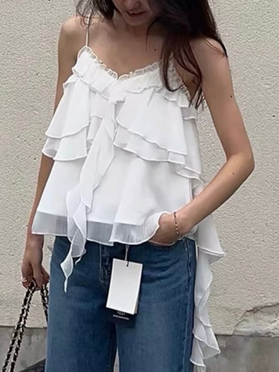 Ruffles  vest 