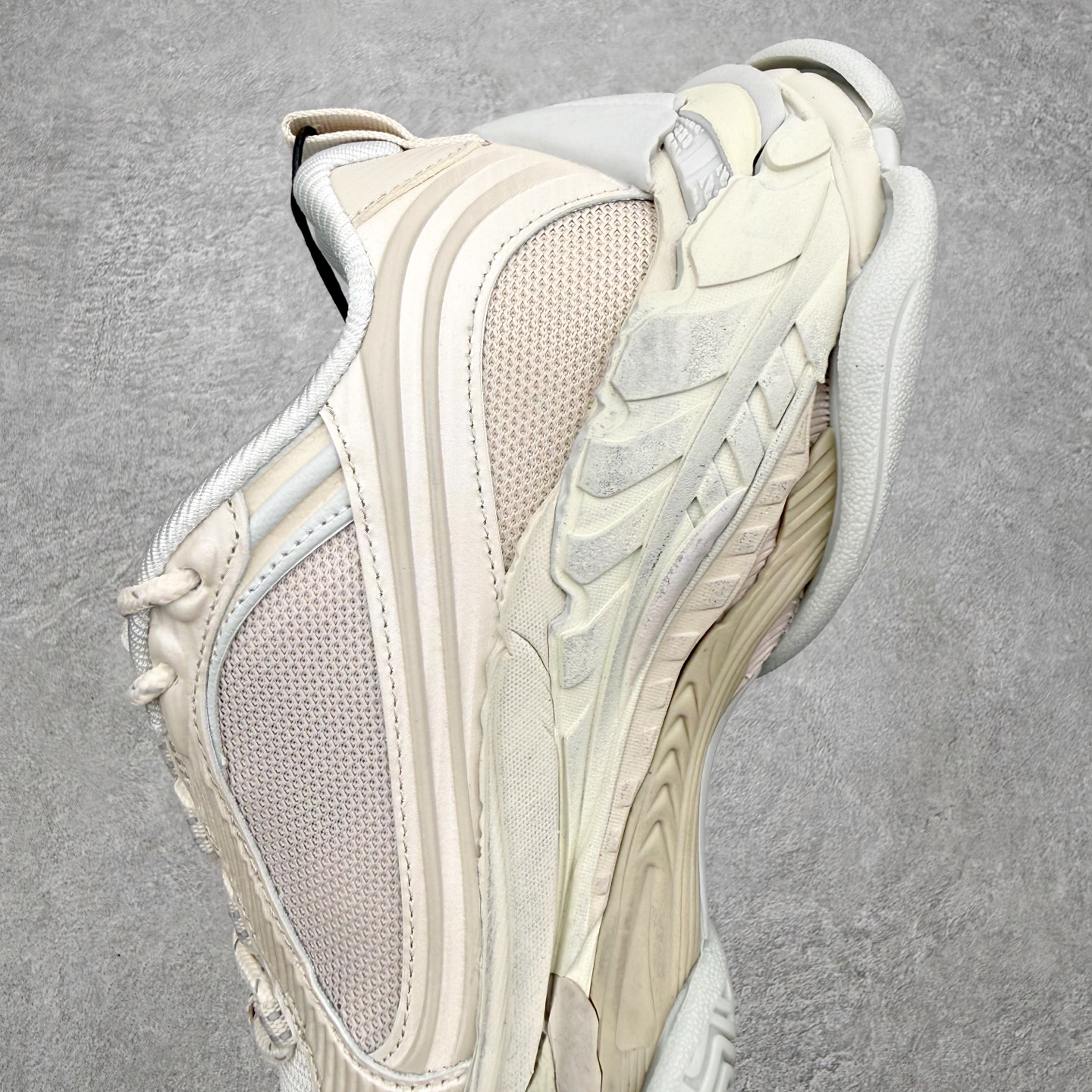 Balenciaga Triple S.2 Gradient 