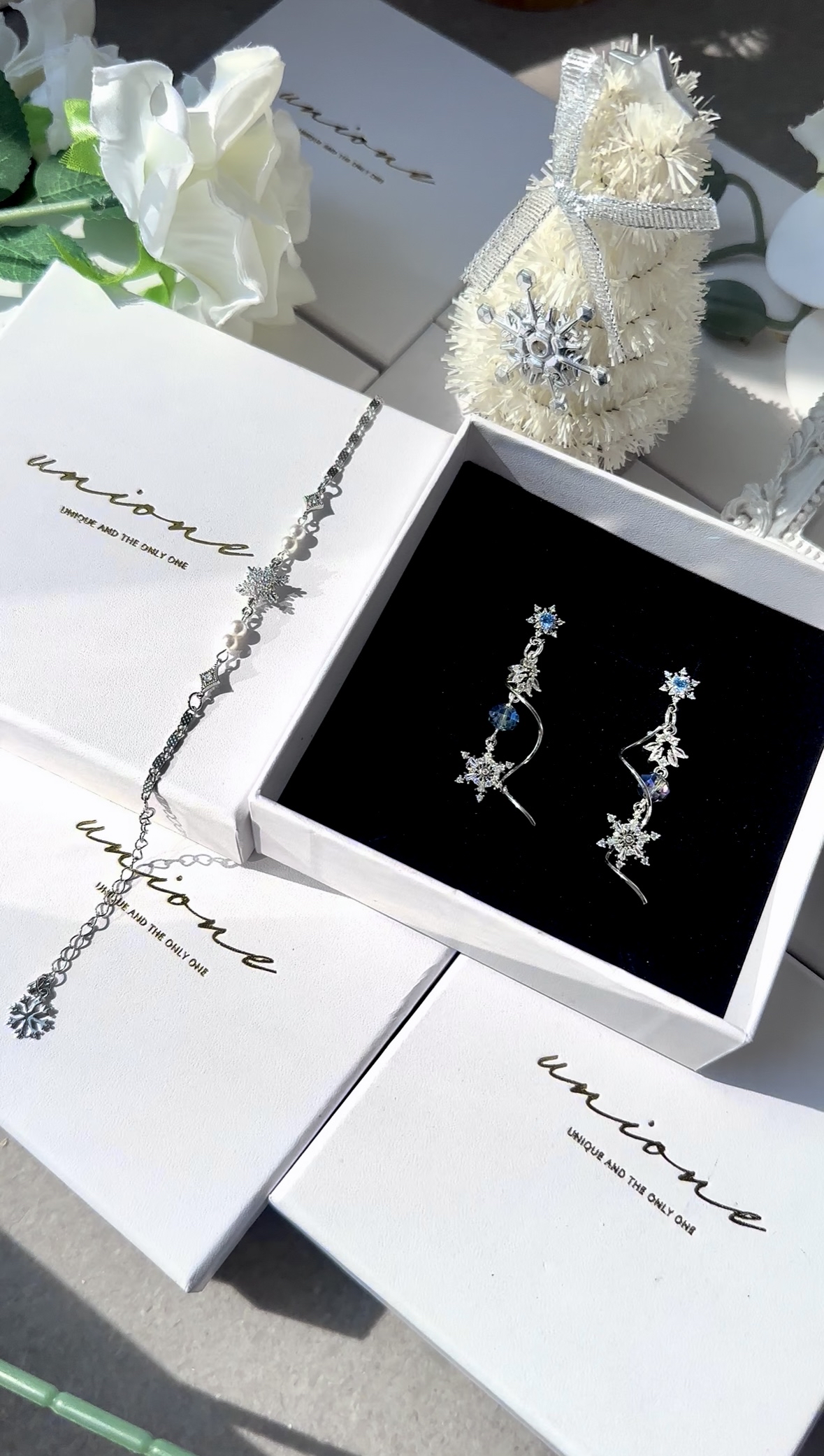 |🎄聖誕組合裝| 旋轉雪花鑽耳環(銀)❄️+珍珠雪花手鏈✨