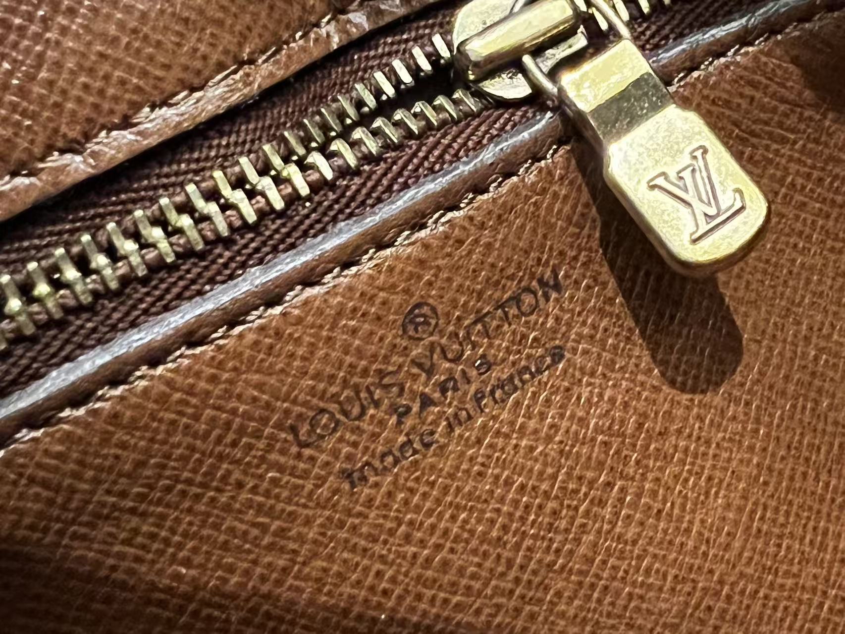 LV Monogram Trocadero（爆款相機包）
