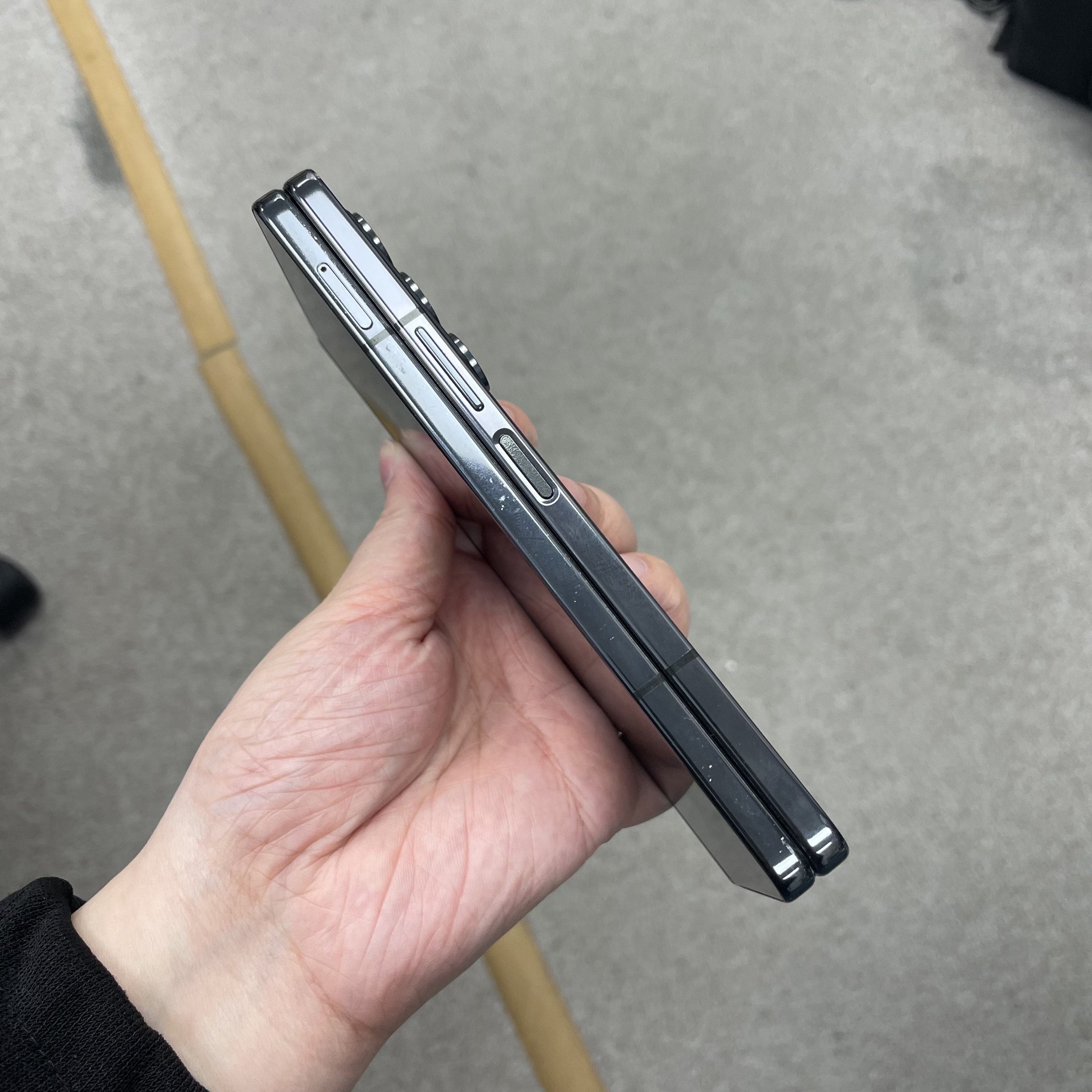 *6226 Galaxy Z Fold 5 靚機 12+512GB 黑色 black