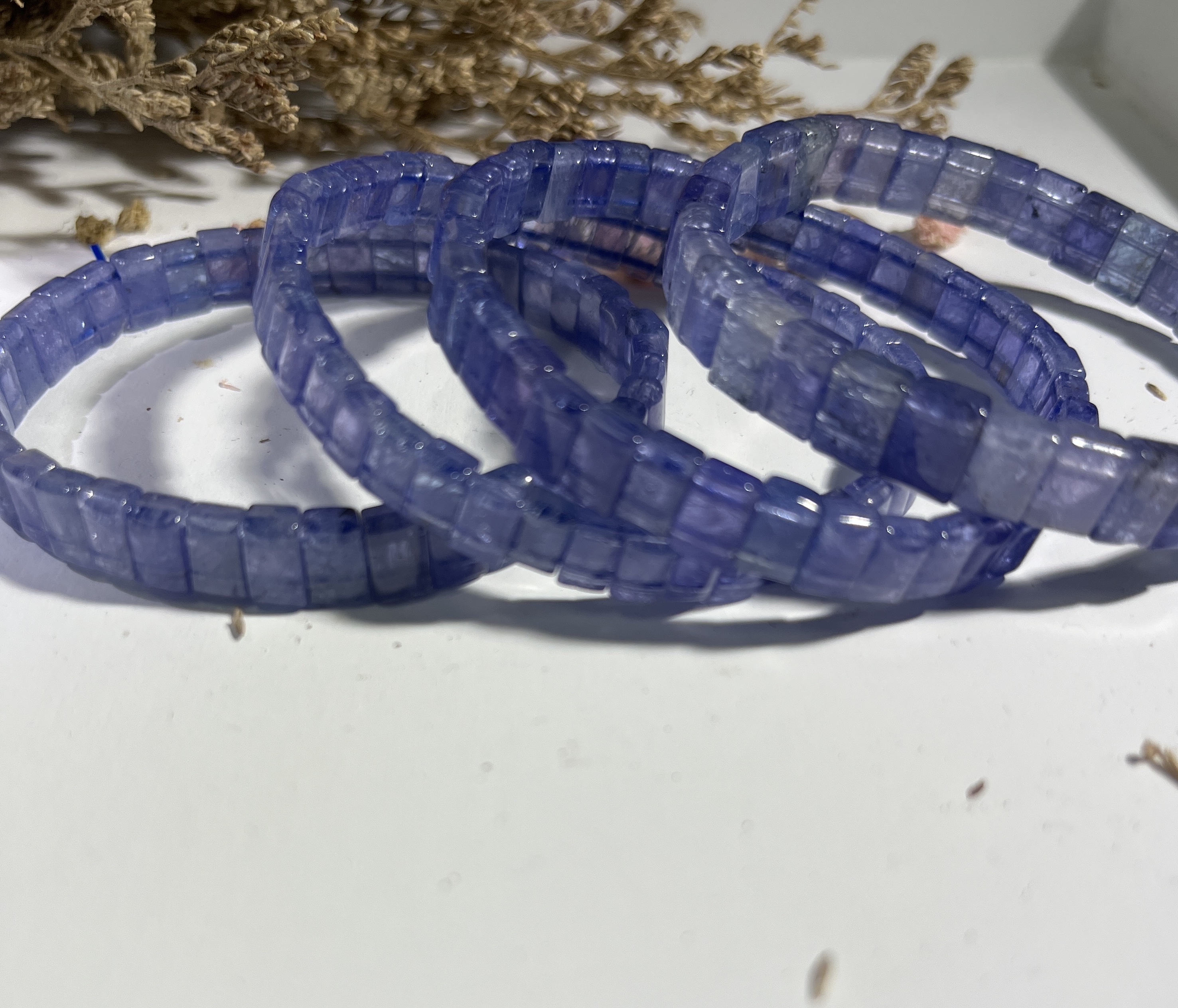 高品質透體坦桑石手排 7mm