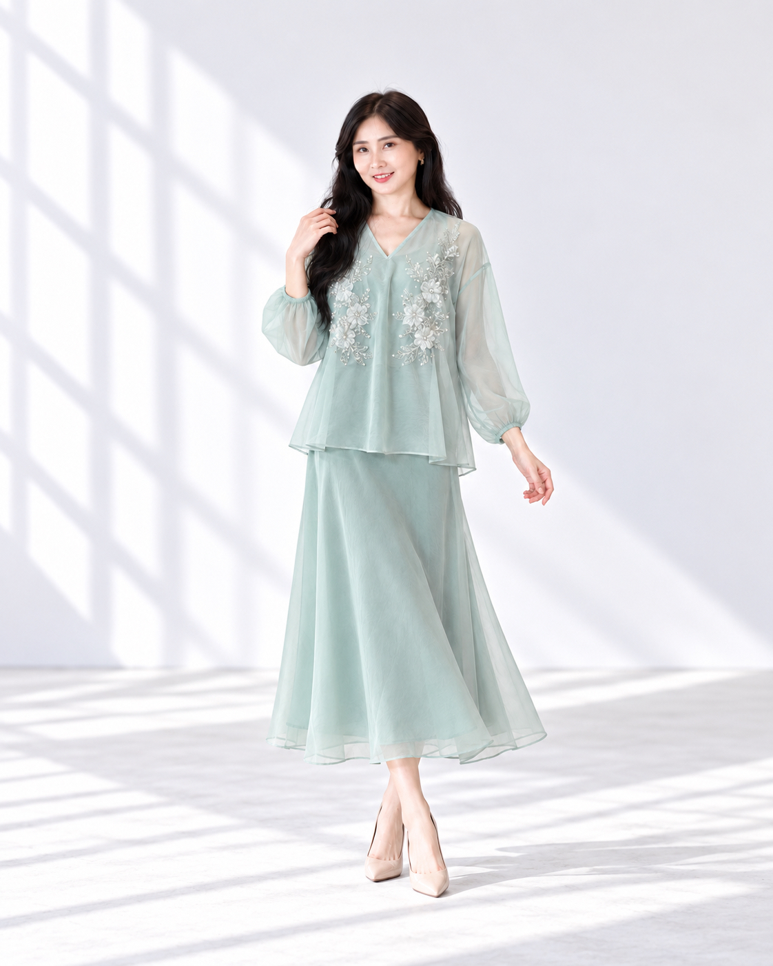 5154 Amara Elegance Maxi Dress