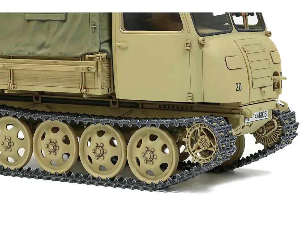 1/35 MM German Tractor RSO/01