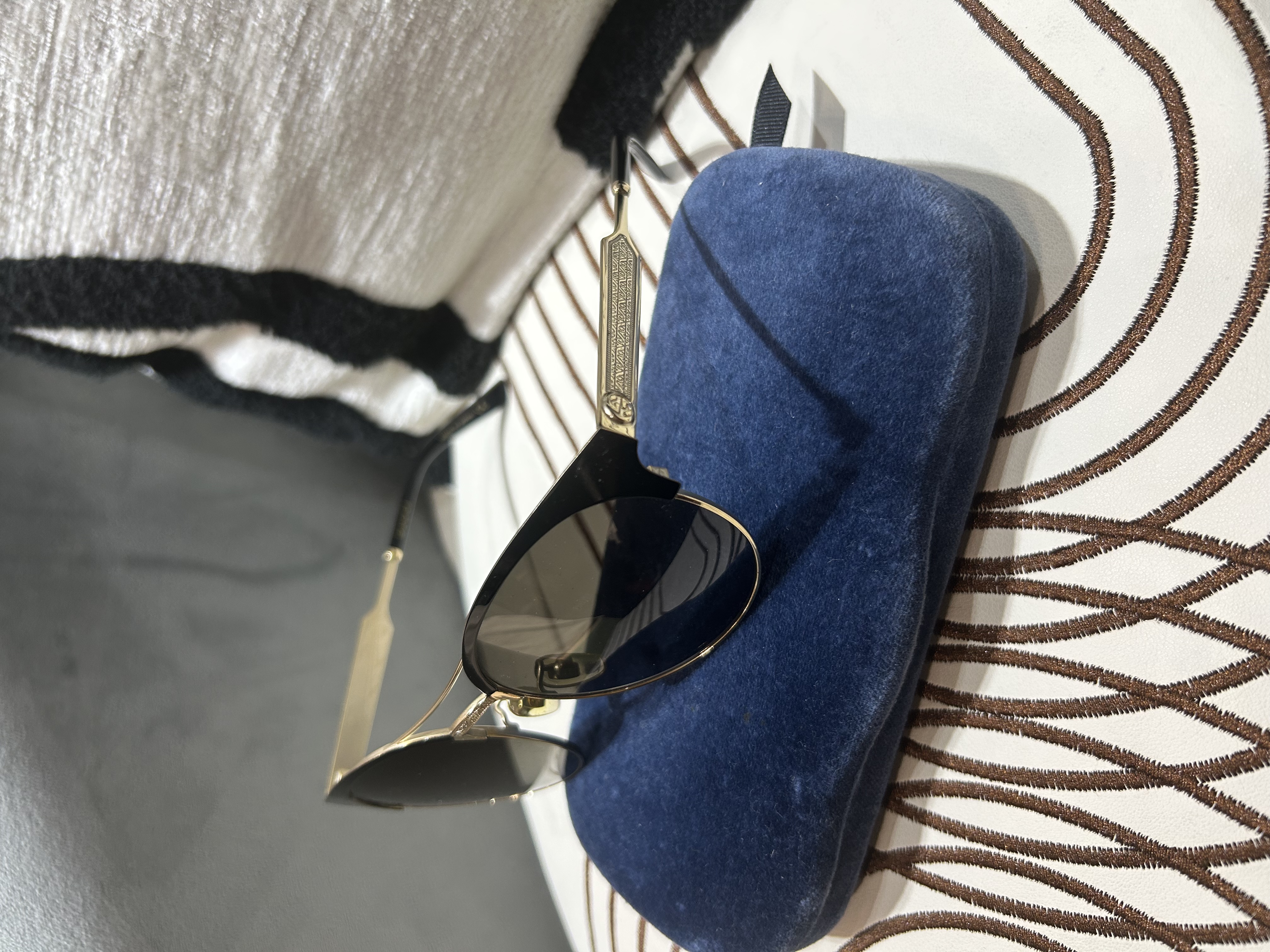 GUCCI METAL RESIN Sunglasses GG0075S太陽眼鏡 100%Authentic,99%new ✅Dust bag✅box  