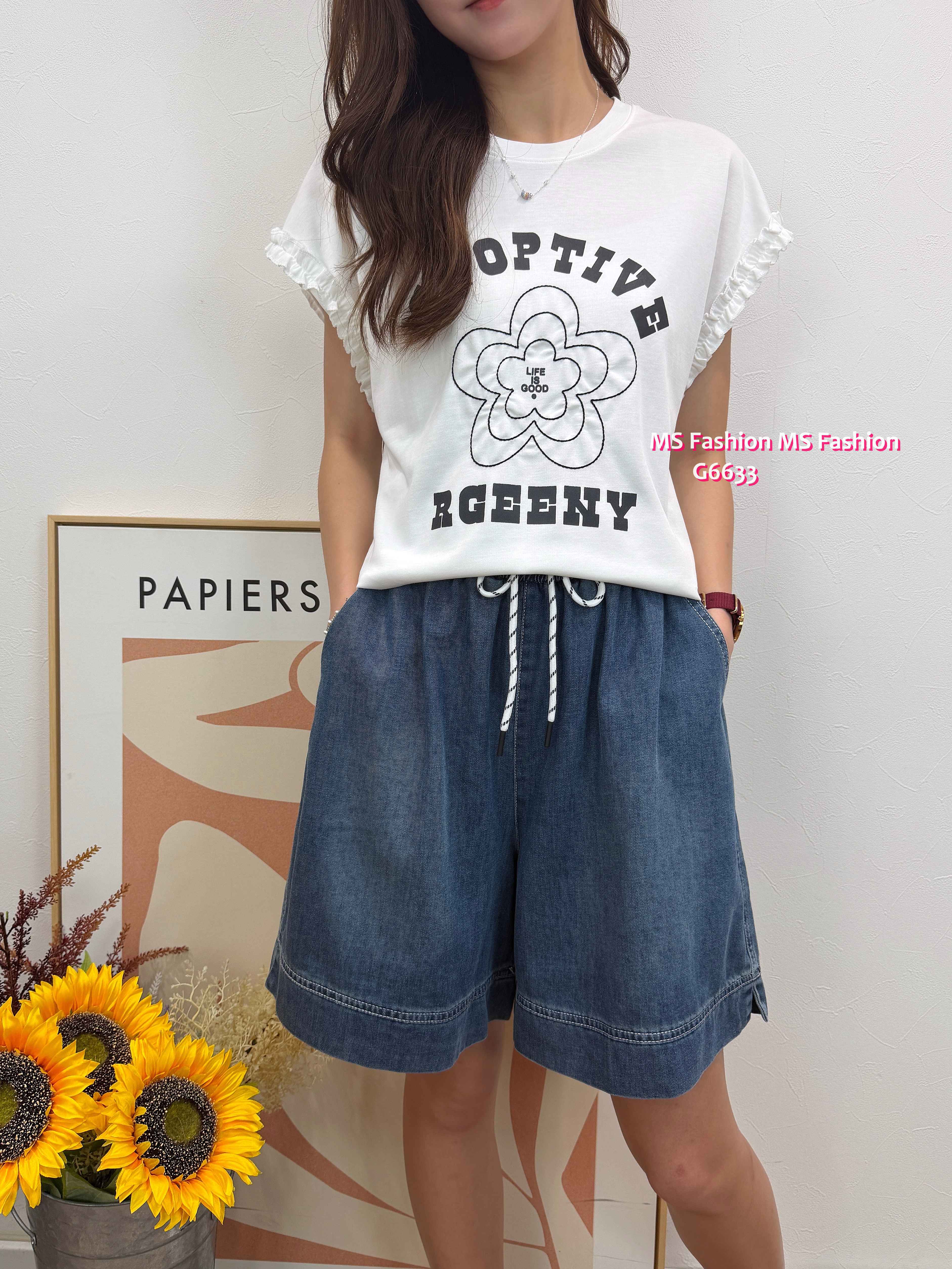 G6633 花花字母ruffle袖top