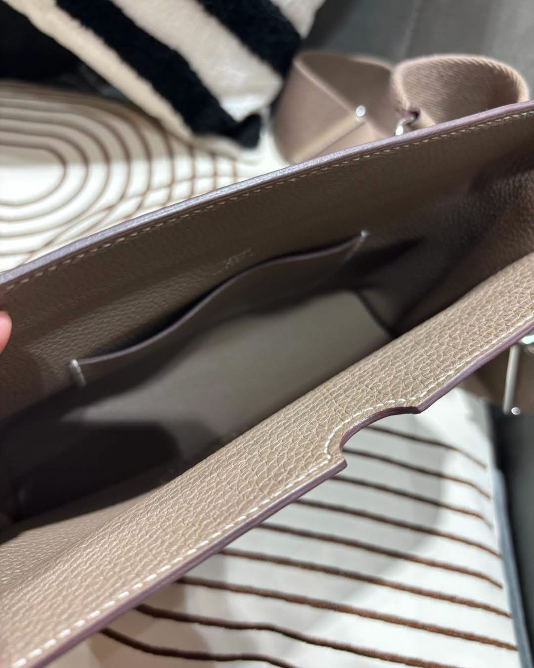 HERMES videpoches STAMP B ETOUPE  100%Authentic ,92%new ✅dust bag